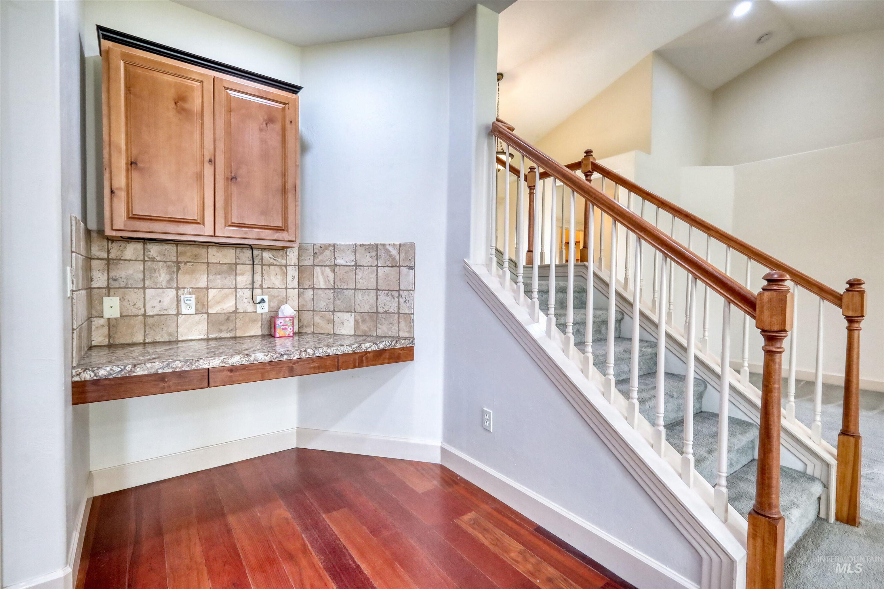 2813 S Bayhill Ct, Nampa, Idaho 83686, 3 Bedrooms, 3 Bathrooms, Residential For Sale, Price $648,000, 98975845