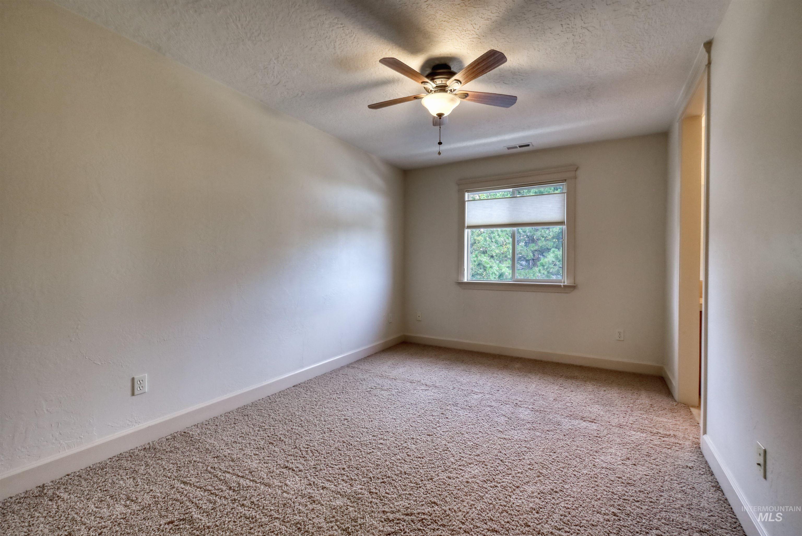 2813 S Bayhill Ct, Nampa, Idaho 83686, 3 Bedrooms, 3 Bathrooms, Residential For Sale, Price $648,000, 98975845