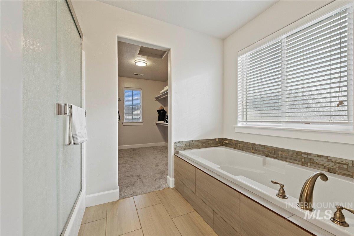 2126 W Pine Creek Drive, Nampa, Idaho 83686, 4 Bedrooms, 2 Bathrooms, Residential For Sale, Price $469,900, 98975849