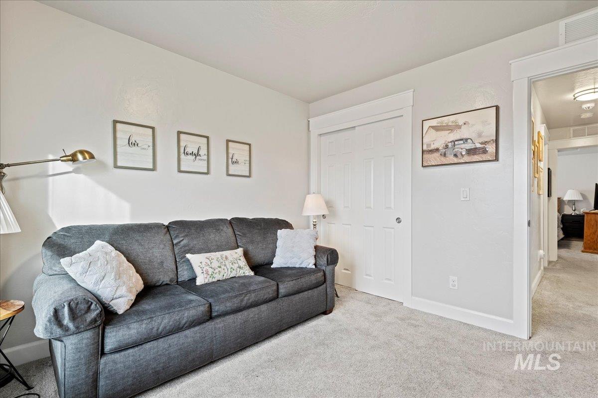 2126 W Pine Creek Drive, Nampa, Idaho 83686, 4 Bedrooms, 2 Bathrooms, Residential For Sale, Price $469,900, 98975849