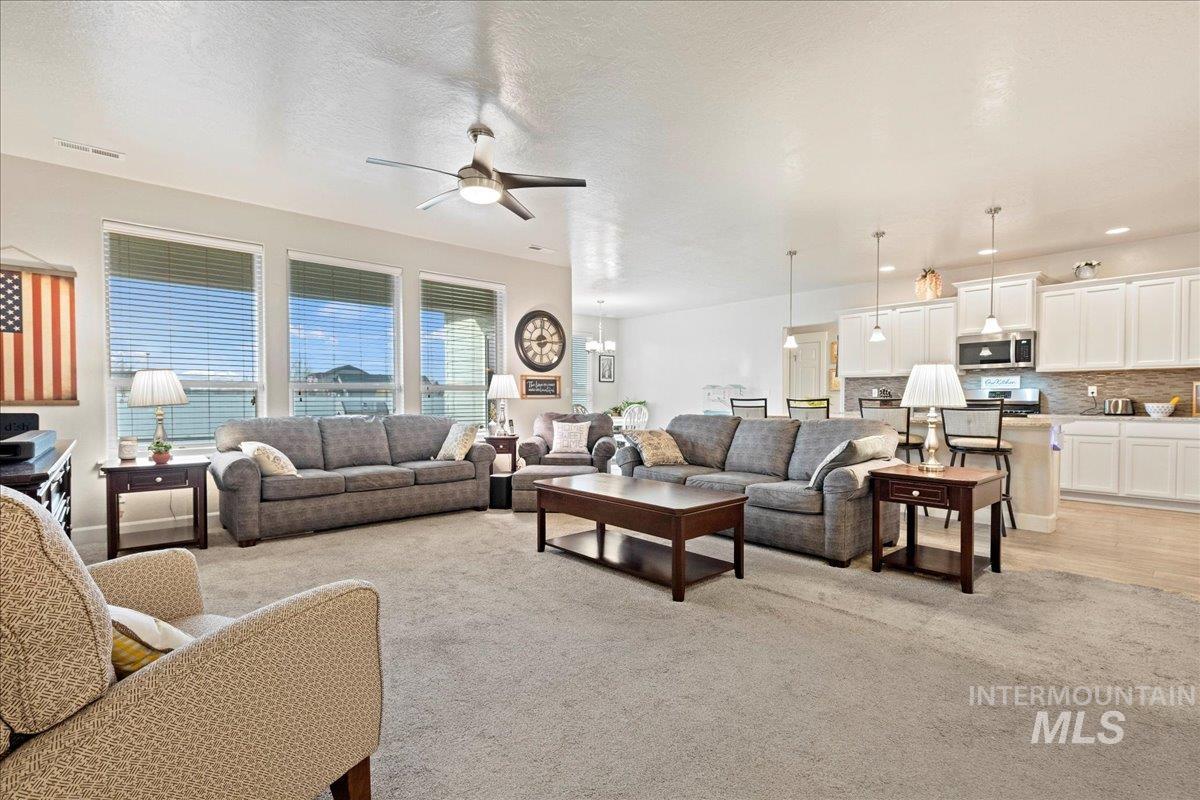 2126 W Pine Creek Drive, Nampa, Idaho 83686, 4 Bedrooms, 2 Bathrooms, Residential For Sale, Price $469,900, 98975849