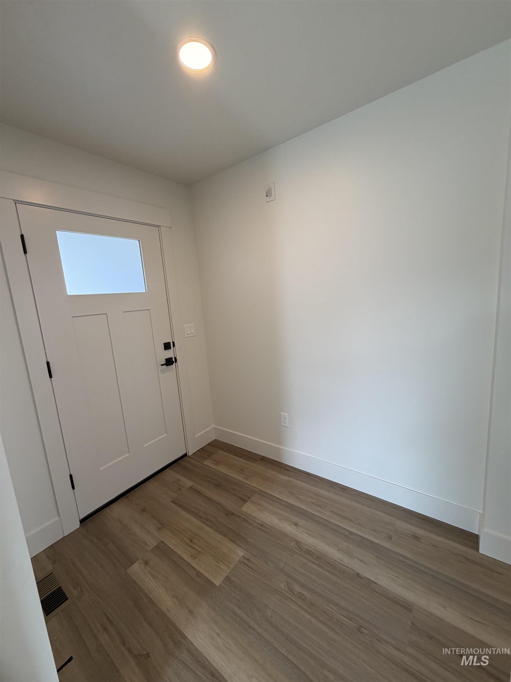 2800 Driftwood Dr., Payette, Idaho 83661, 3 Bedrooms, 2 Bathrooms, Residential For Sale, Price $365,000,MLS 98975850