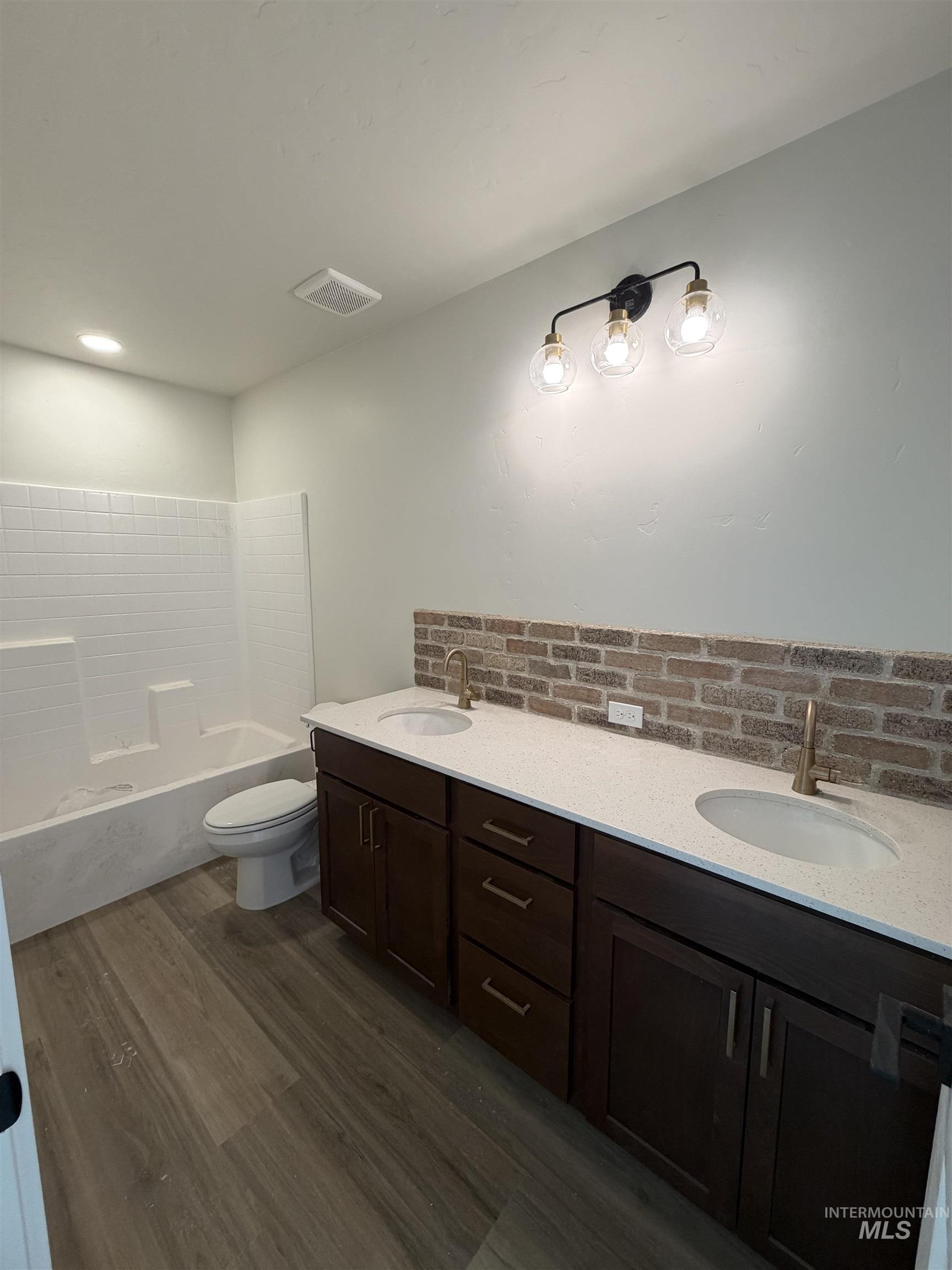 2800 Driftwood Dr., Payette, Idaho 83661, 3 Bedrooms, 2 Bathrooms, Residential For Sale, Price $365,000,MLS 98975850