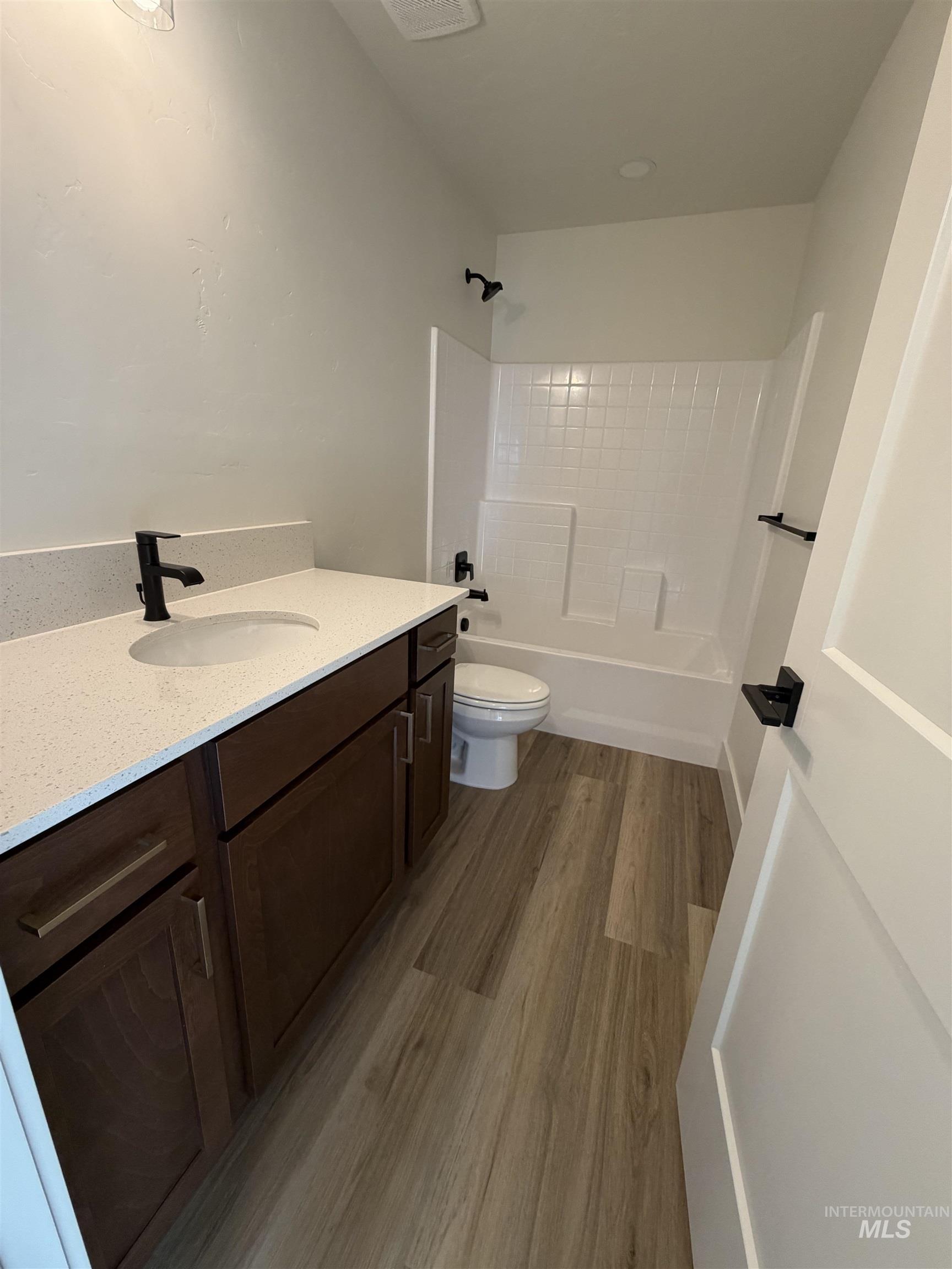 2800 Driftwood Dr., Payette, Idaho 83661, 3 Bedrooms, 2 Bathrooms, Residential For Sale, Price $365,000,MLS 98975850