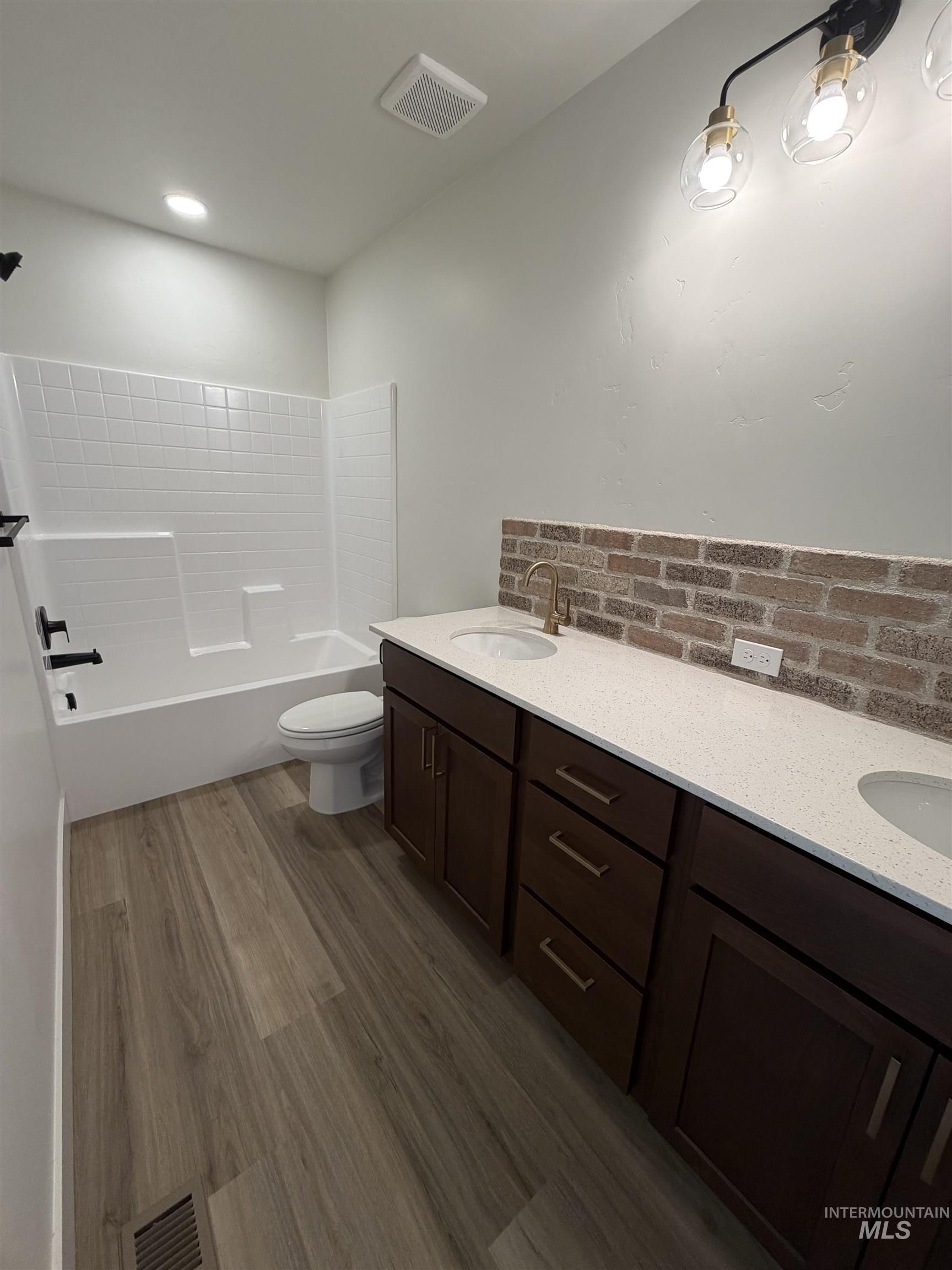 2800 Driftwood Dr., Payette, Idaho 83661, 3 Bedrooms, 2 Bathrooms, Residential For Sale, Price $365,000,MLS 98975850