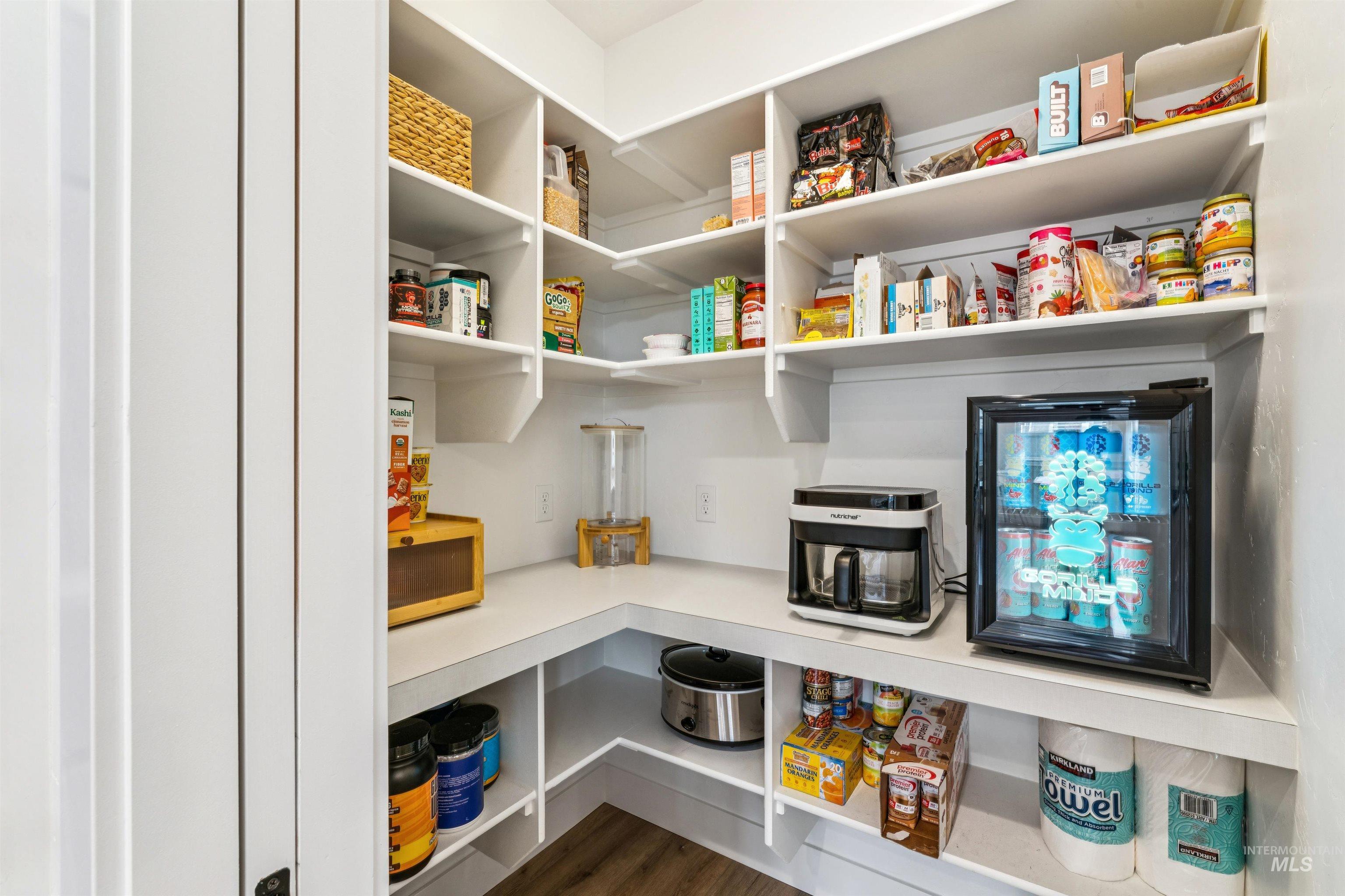 1709 E Mount Maria Street, Meridian, Idaho 83642, 3 Bedrooms, 2.5 Bathrooms, Residential For Sale, Price $599,999, 98975852