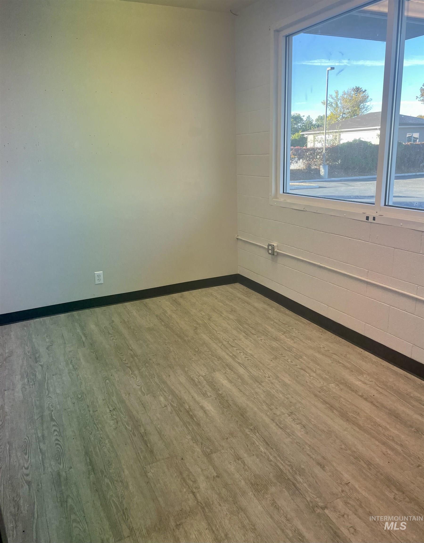 690 Blue Lakes Blvd, Twin Falls, Idaho 83301, Business/Commercial For Sale, Price $52,585, 98975855