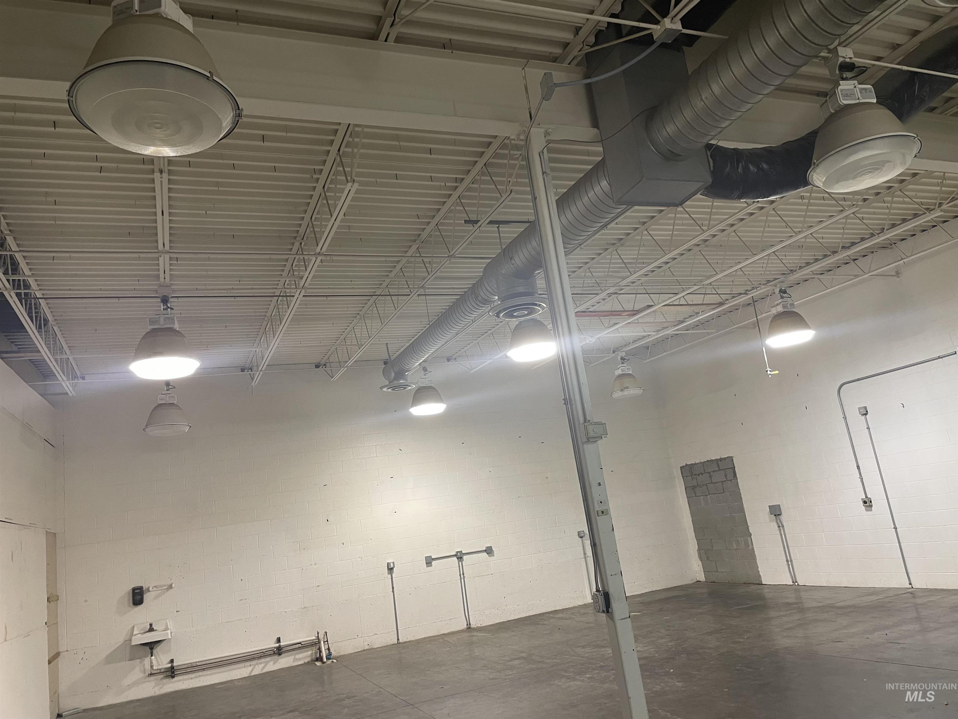 690 Blue Lakes Blvd, Twin Falls, Idaho 83301, Business/Commercial For Sale, Price $52,585, 98975855