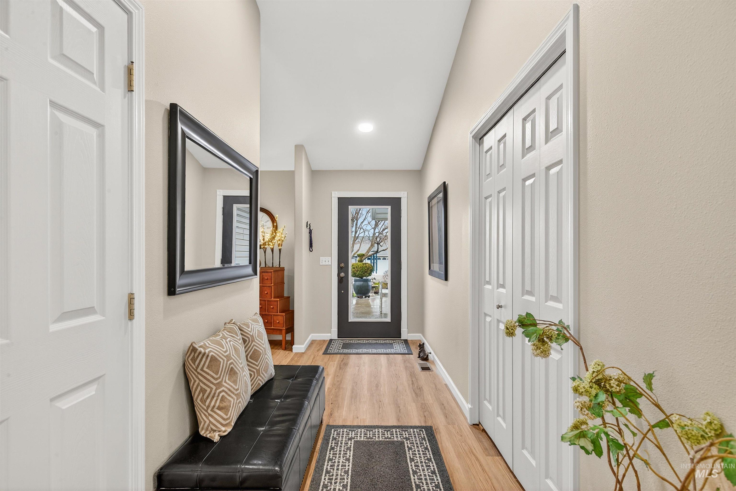 930 Cypress Court, Lewiston, Idaho 83501, 2 Bedrooms, 1.5 Bathrooms, Residential For Sale, Price $389,000, 98975856