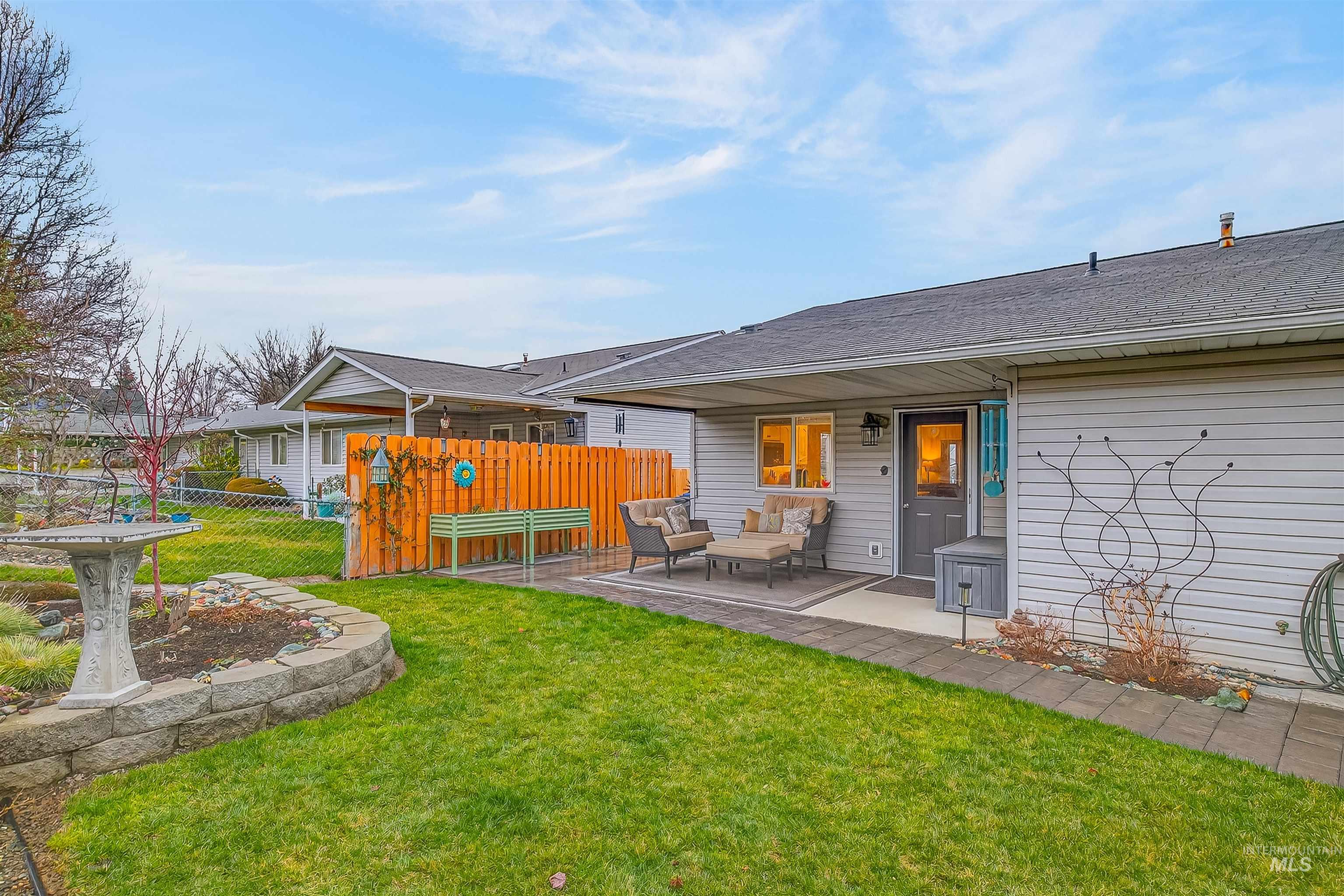 930 Cypress Court, Lewiston, Idaho 83501, 2 Bedrooms, 1.5 Bathrooms, Residential For Sale, Price $389,000, 98975856