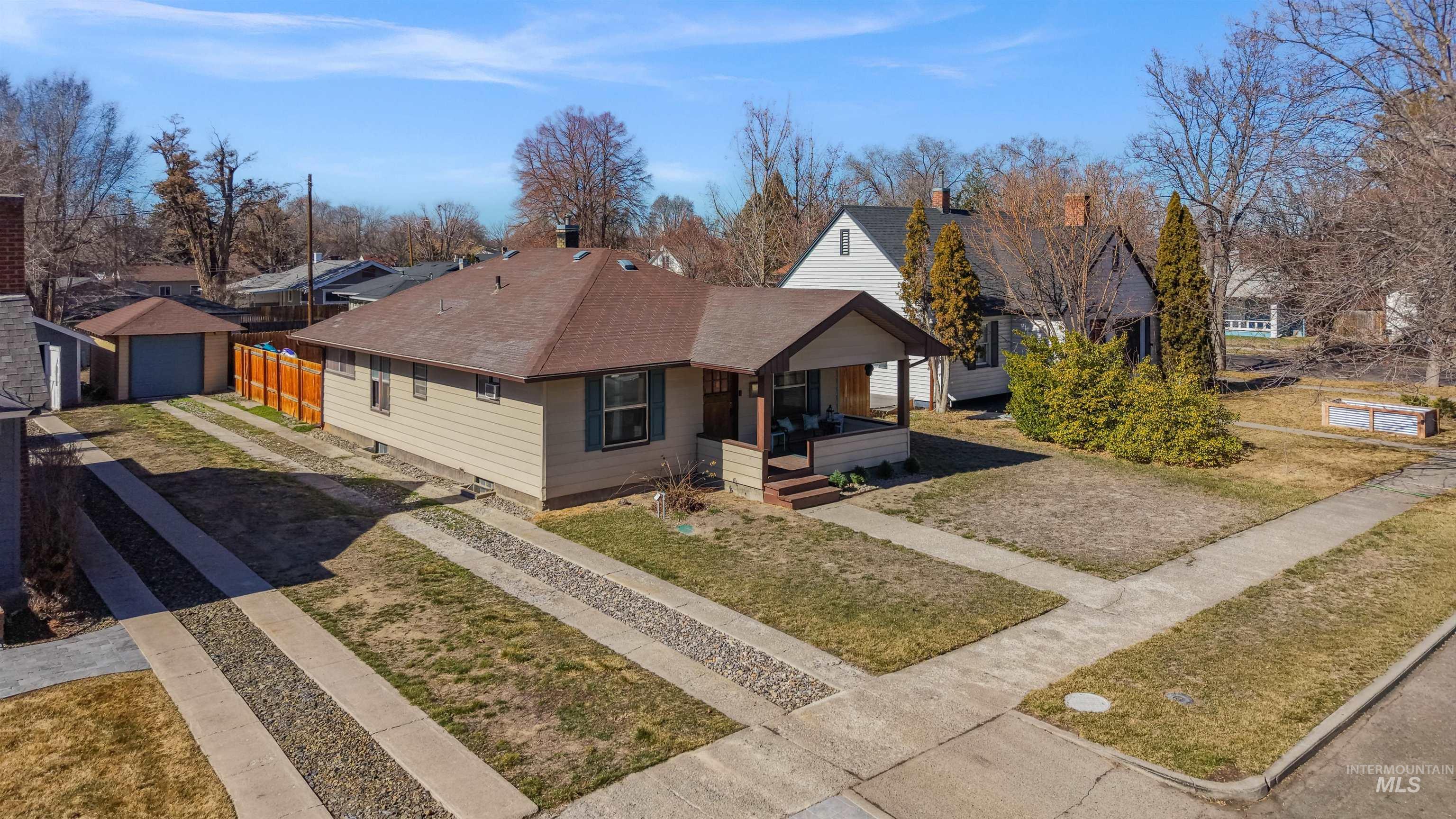 857 Elm Street, Twin Falls, Idaho 83301, 3 Bedrooms, 1 Bathroom, Residential For Sale, Price $282,500, 98975857