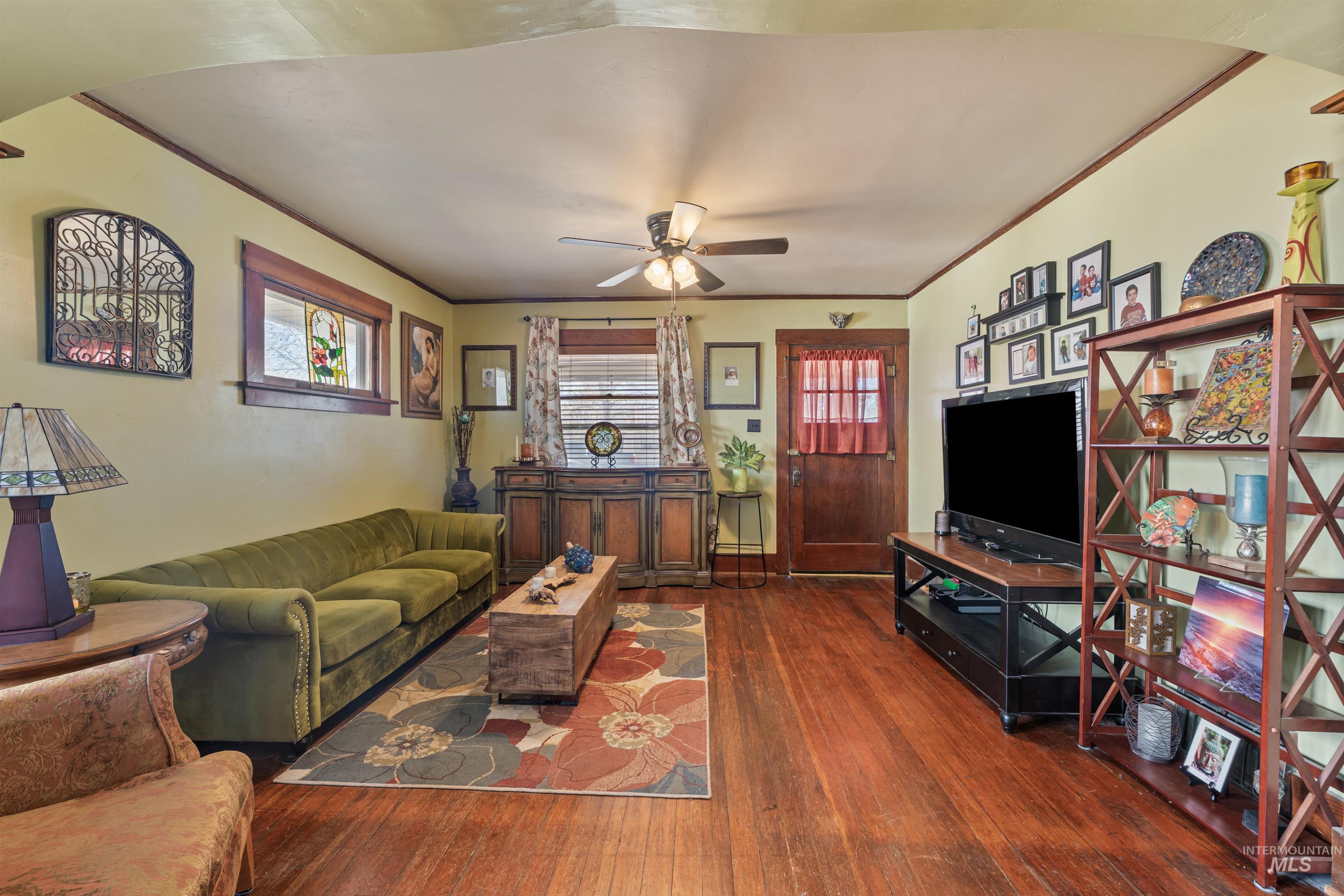 857 Elm Street, Twin Falls, Idaho 83301, 3 Bedrooms, 1 Bathroom, Residential For Sale, Price $282,500, 98975857