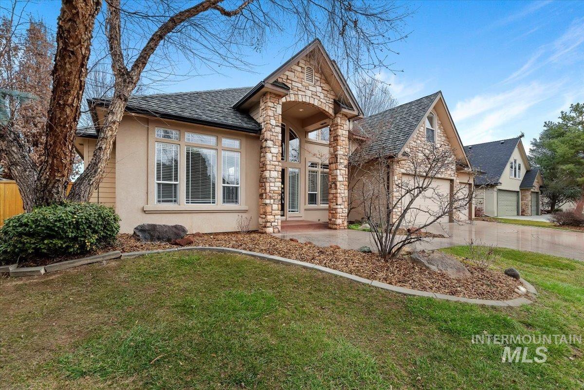 9356 W Osprey Meadows Dr, Boise, Idaho 83714, 4 Bedrooms, 2.5 Bathrooms, Residential For Sale, Price $875,000,MLS 98975859