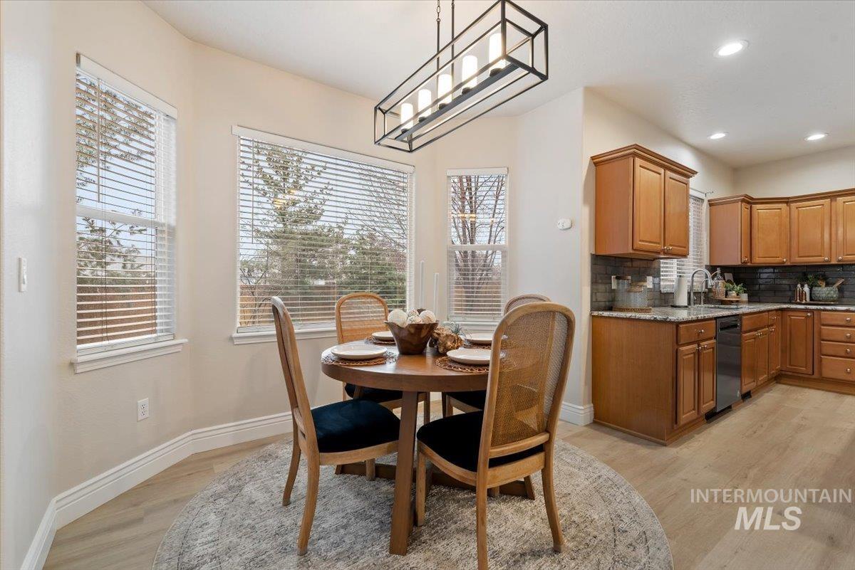 9356 W Osprey Meadows Dr, Boise, Idaho 83714, 4 Bedrooms, 2.5 Bathrooms, Residential For Sale, Price $875,000,MLS 98975859