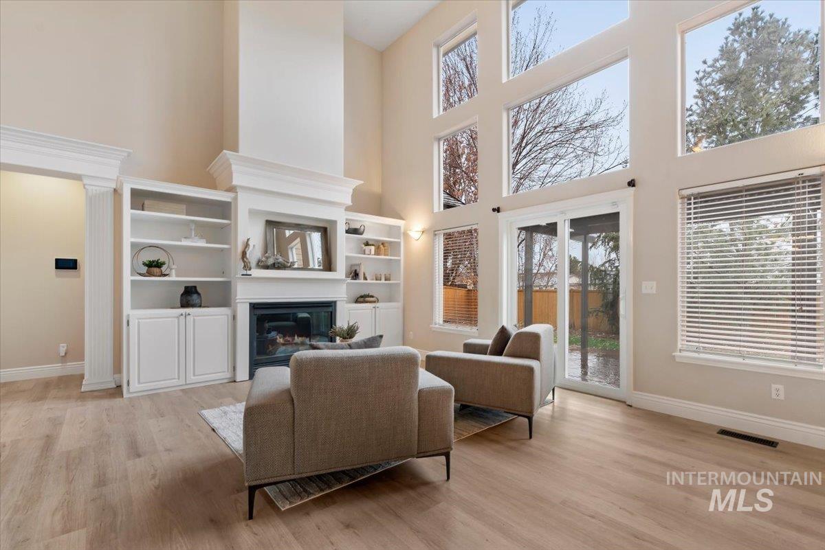 9356 W Osprey Meadows Dr, Boise, Idaho 83714, 4 Bedrooms, 2.5 Bathrooms, Residential For Sale, Price $875,000,MLS 98975859