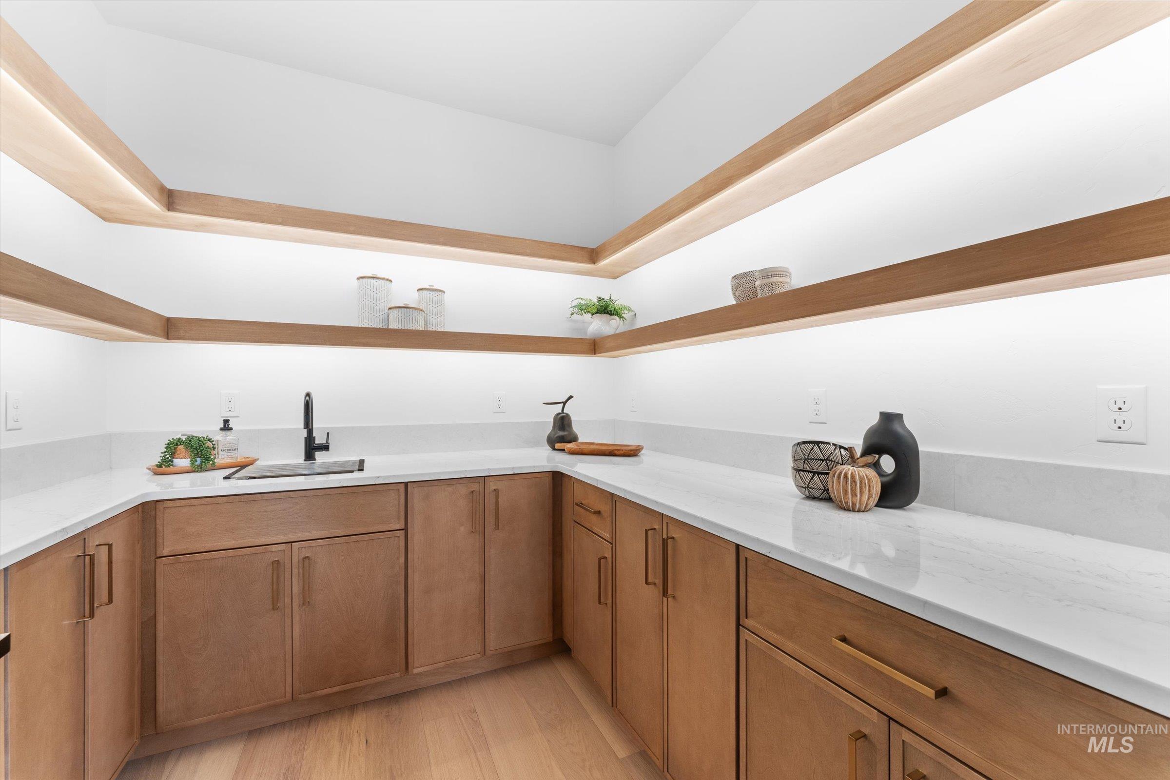 17115 N Hess PL, Nampa, Idaho 83687, 3 Bedrooms, 2.5 Bathrooms, Residential For Sale, Price $1,049,761, 98975860