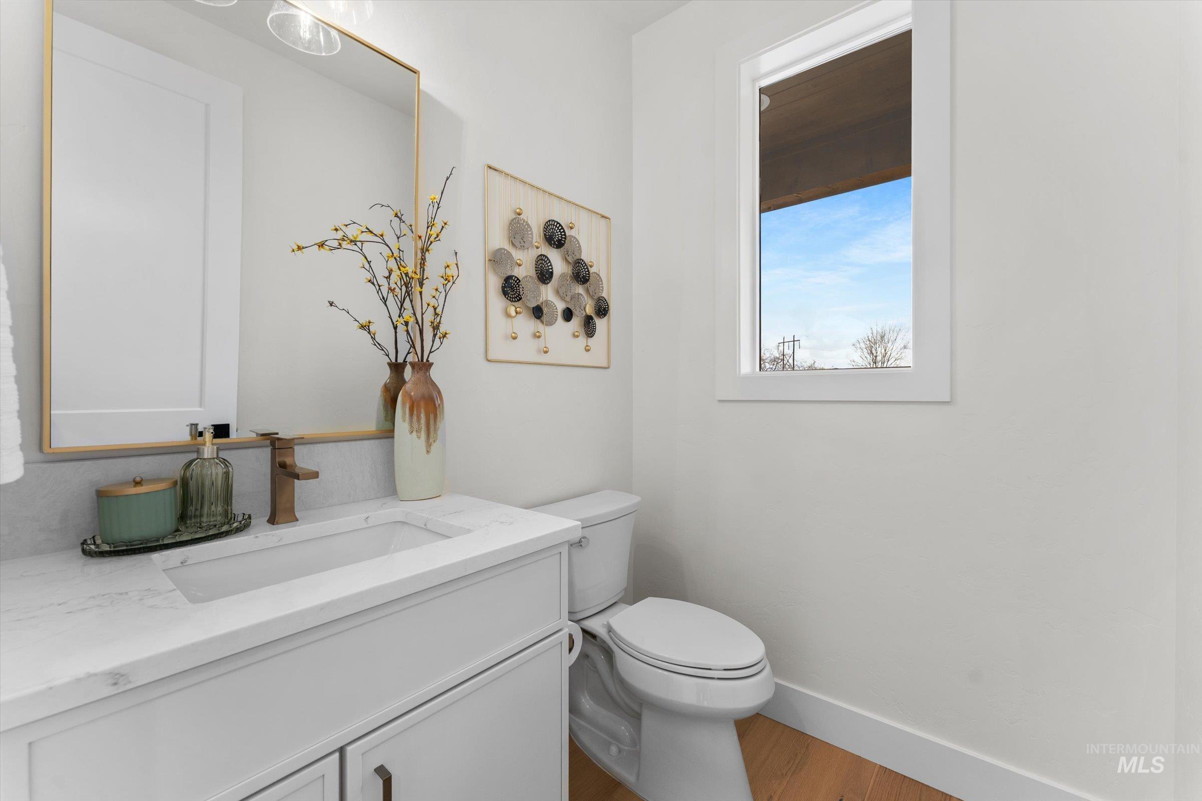 17115 N Hess PL, Nampa, Idaho 83687, 3 Bedrooms, 2.5 Bathrooms, Residential For Sale, Price $1,049,761, 98975860