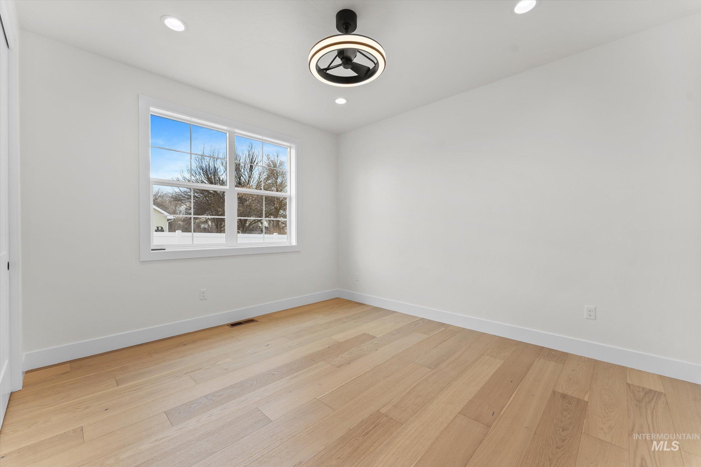 17115 N Hess PL, Nampa, Idaho 83687, 3 Bedrooms, 2.5 Bathrooms, Residential For Sale, Price $1,049,761, 98975860