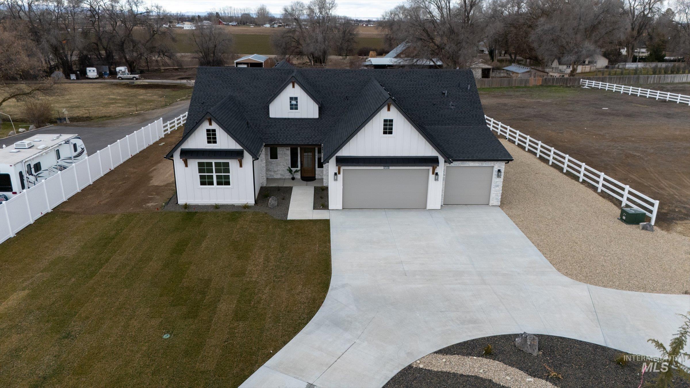17115 N Hess PL, Nampa, Idaho 83687, 3 Bedrooms, 2.5 Bathrooms, Residential For Sale, Price $1,049,761, 98975860