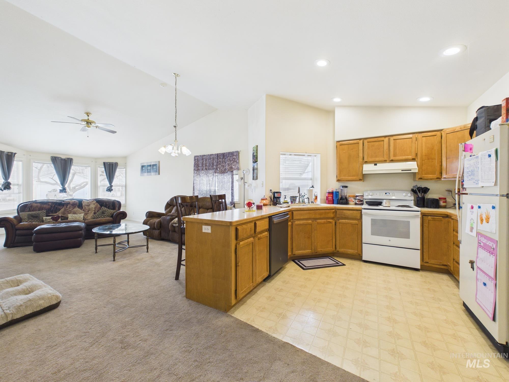 804 E E Main, Emmett, Idaho 83617, 2 Bedrooms, 1.5 Bathrooms, Residential For Sale, Price $299,000, 98975862