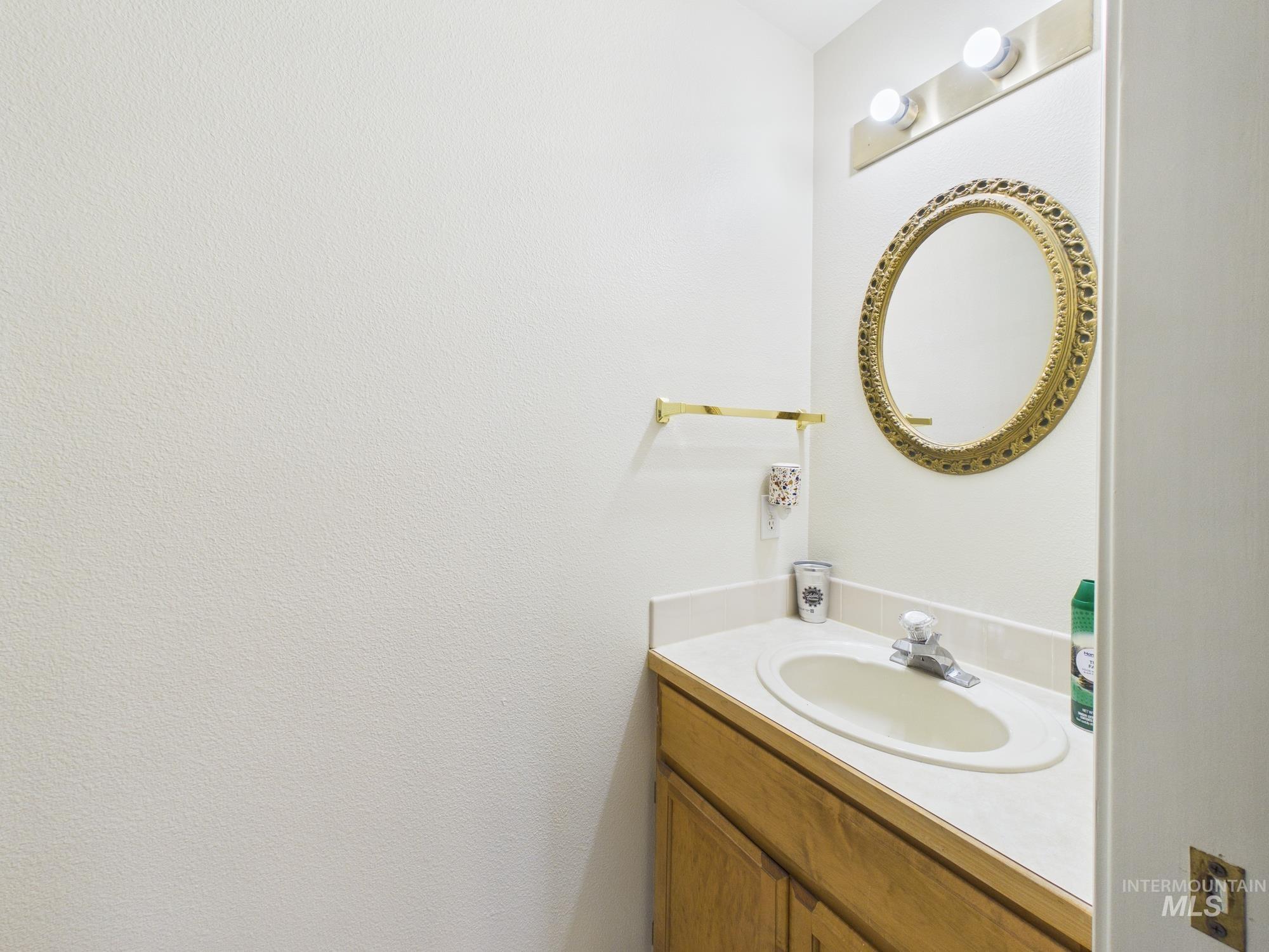 804 E E Main, Emmett, Idaho 83617, 2 Bedrooms, 1.5 Bathrooms, Residential For Sale, Price $299,000, 98975862