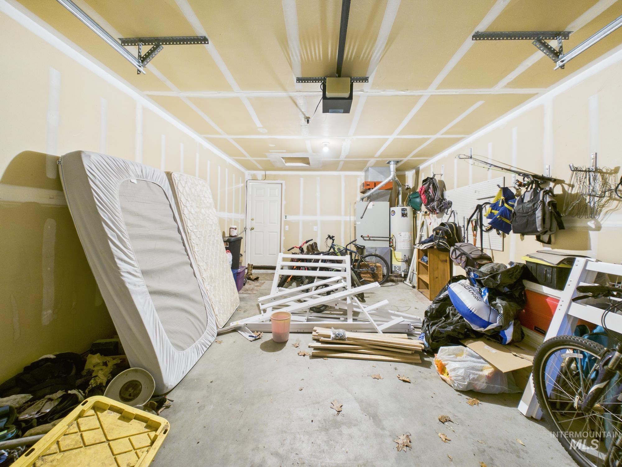 804 E E Main, Emmett, Idaho 83617, 2 Bedrooms, 1.5 Bathrooms, Residential For Sale, Price $299,000, 98975862