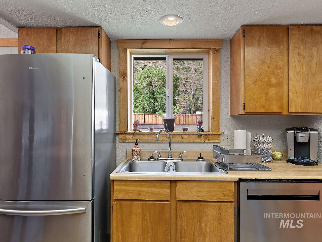 7438 Hwy 95 S, Riggins, Idaho 83549, 2 Bedrooms, 1.5 Bathrooms, Residential For Sale, Price $725,000, 98975863