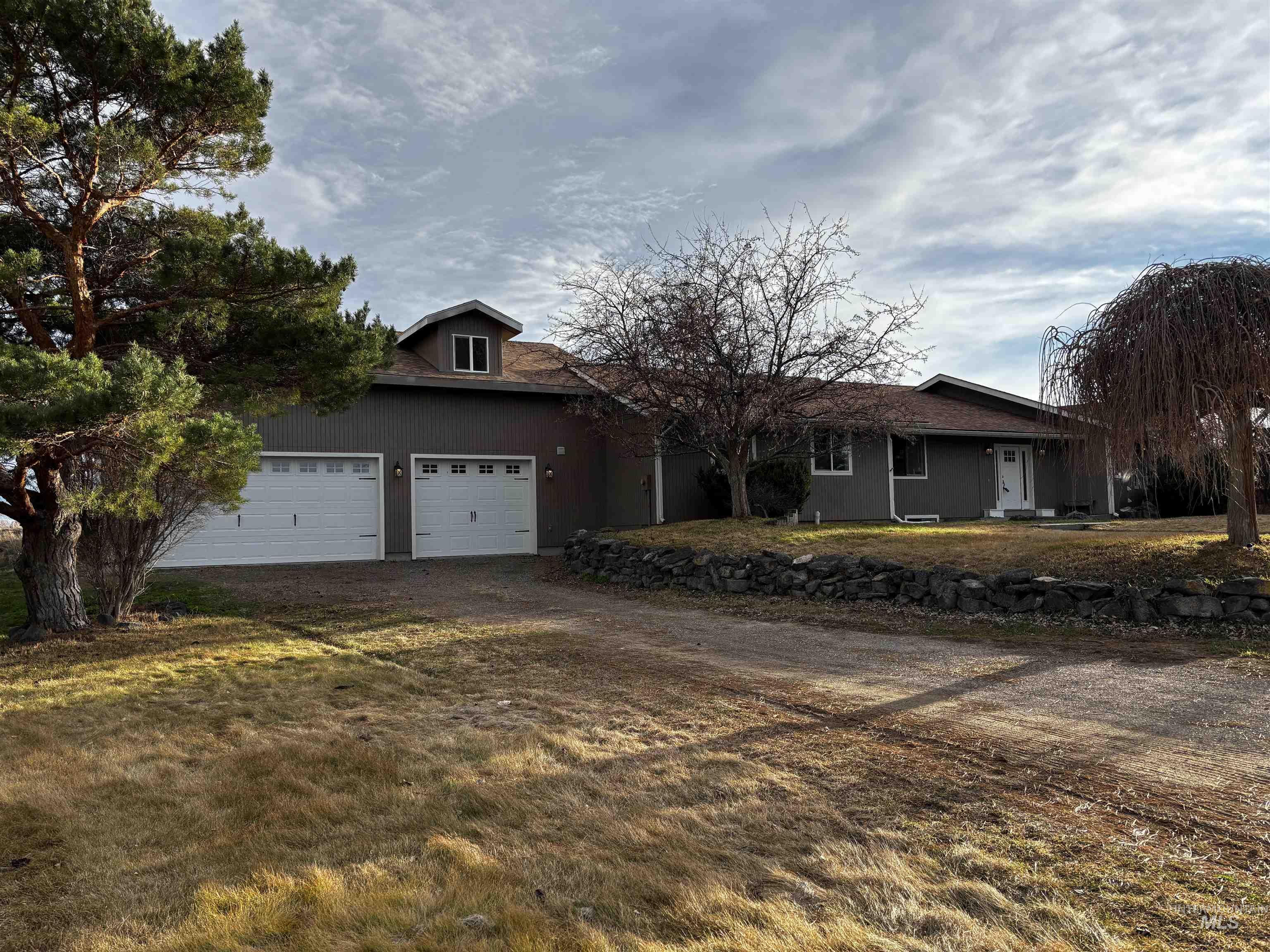 3981 N 3575 E, Kimberly, Idaho 83341, 6 Bedrooms, 4 Bathrooms, Residential For Sale, Price $1,100,000,MLS 98975866