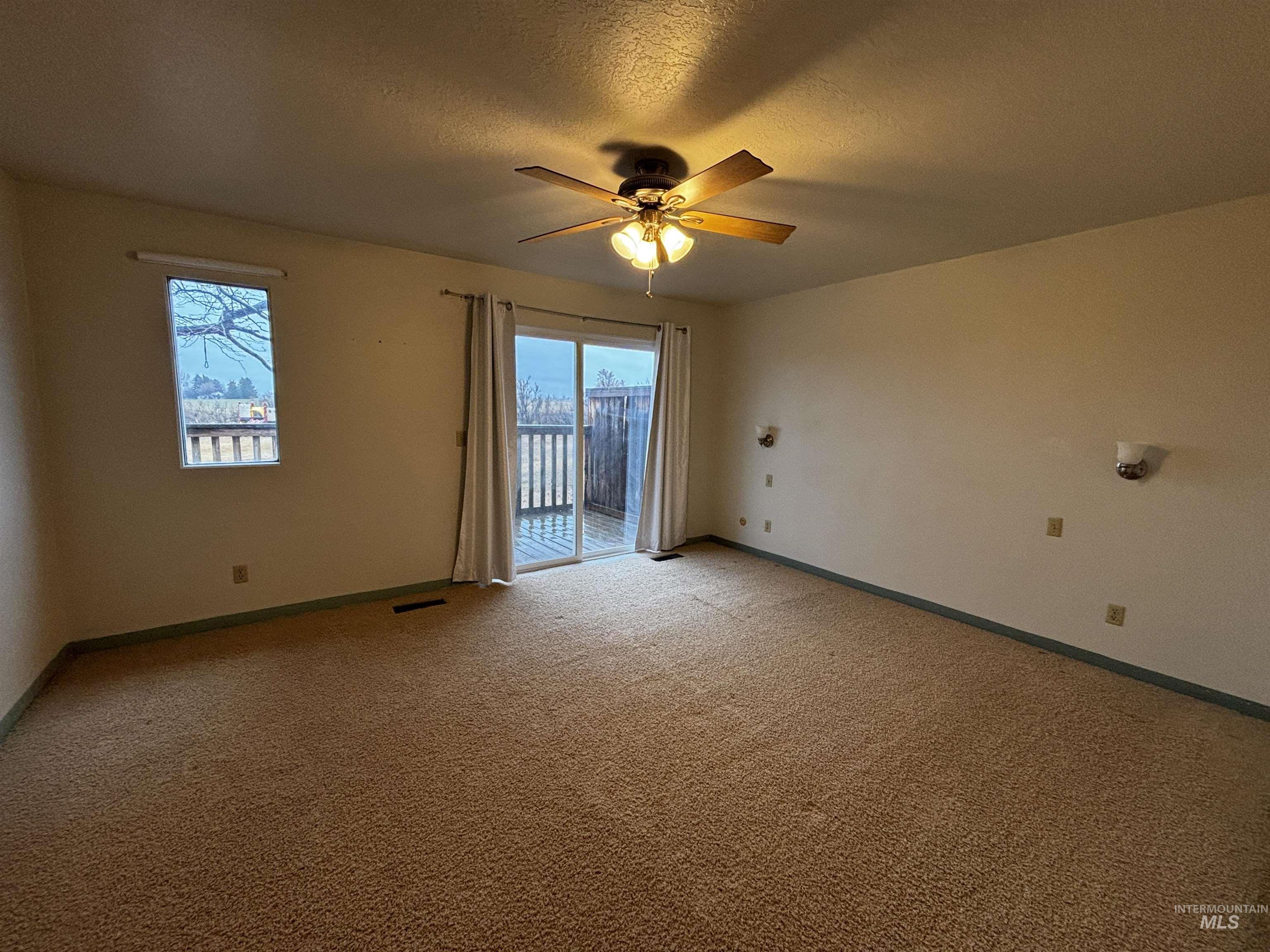 3981 N 3575 E, Kimberly, Idaho 83341, 6 Bedrooms, 4 Bathrooms, Residential For Sale, Price $1,100,000, 98975866