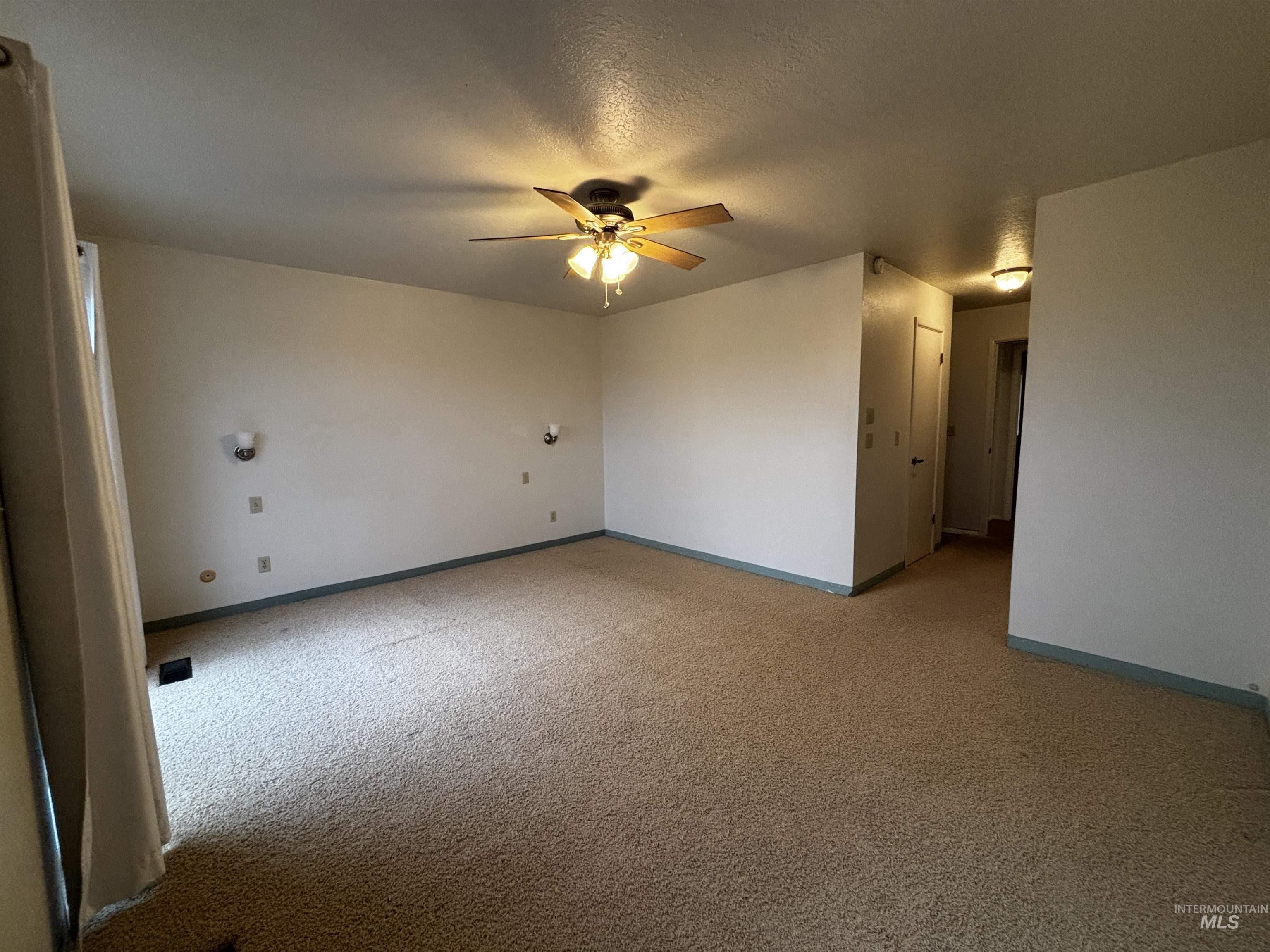 3981 N 3575 E, Kimberly, Idaho 83341, 6 Bedrooms, 4 Bathrooms, Residential For Sale, Price $1,100,000, 98975866