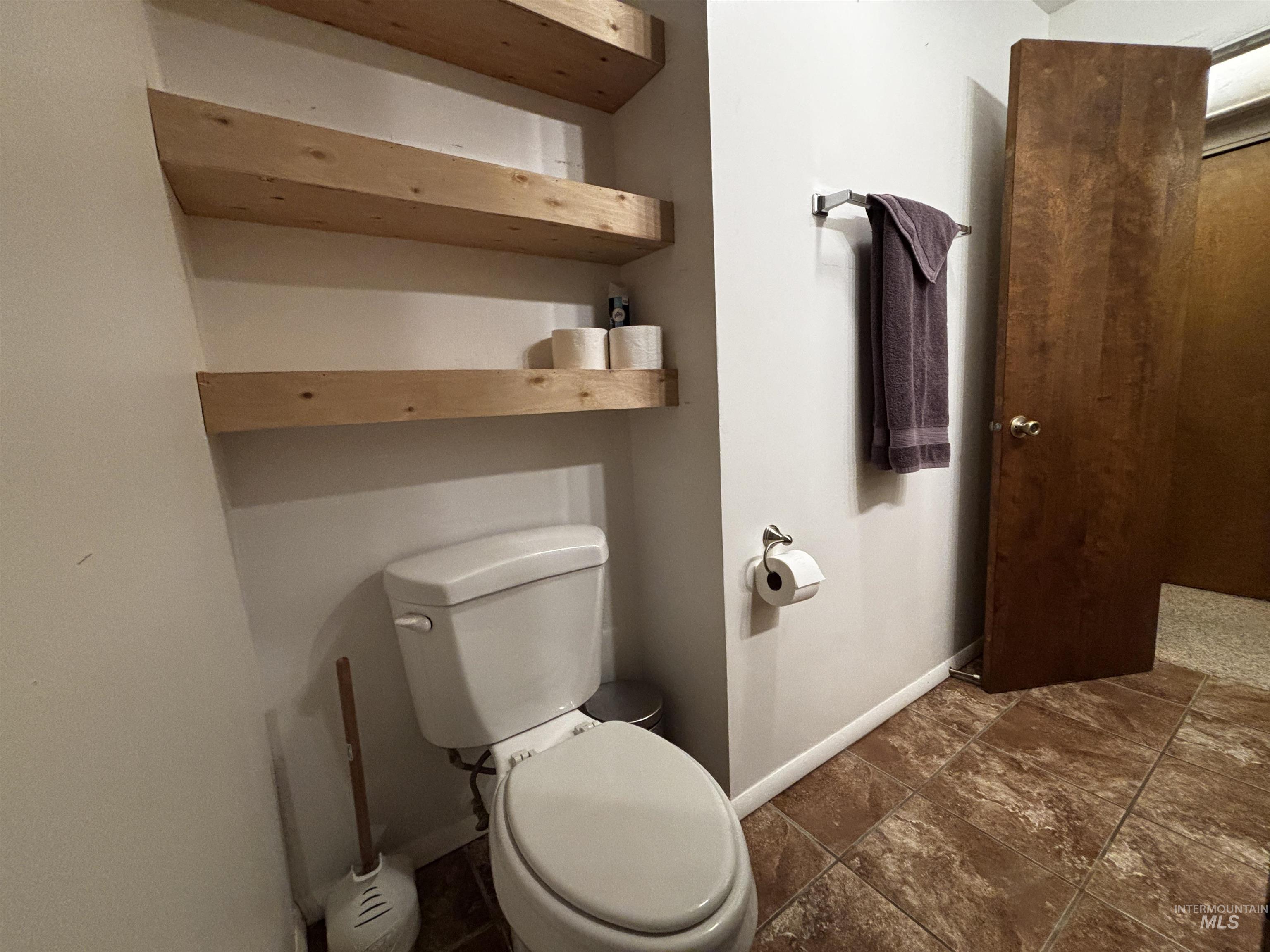 3981 N 3575 E, Kimberly, Idaho 83341, 6 Bedrooms, 4 Bathrooms, Residential For Sale, Price $1,100,000, 98975866