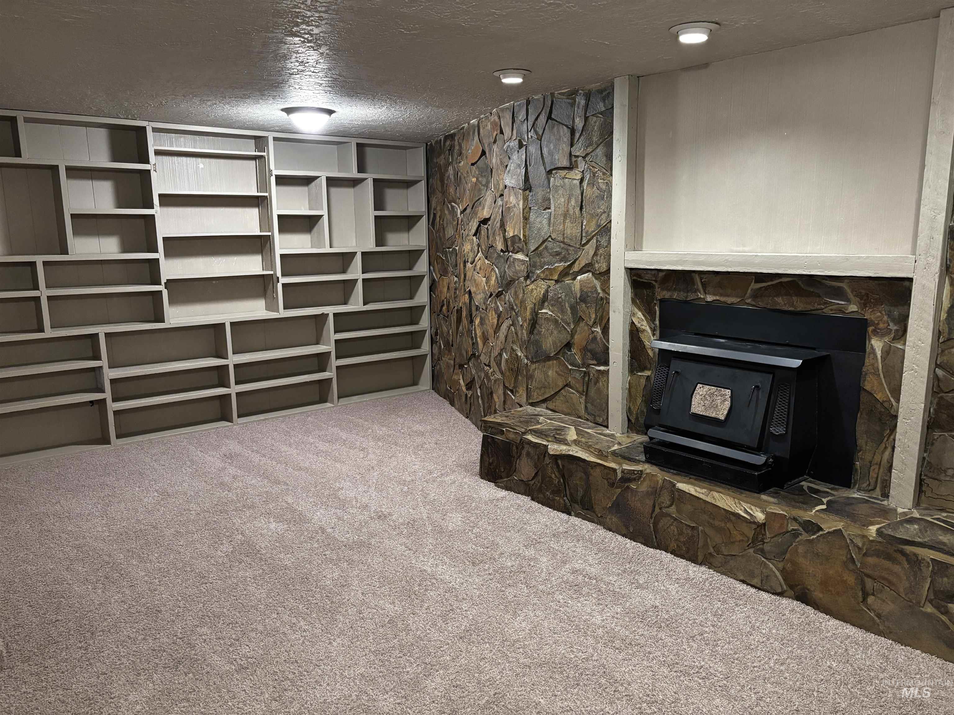 3981 N 3575 E, Kimberly, Idaho 83341, 6 Bedrooms, 4 Bathrooms, Residential For Sale, Price $1,100,000, 98975866