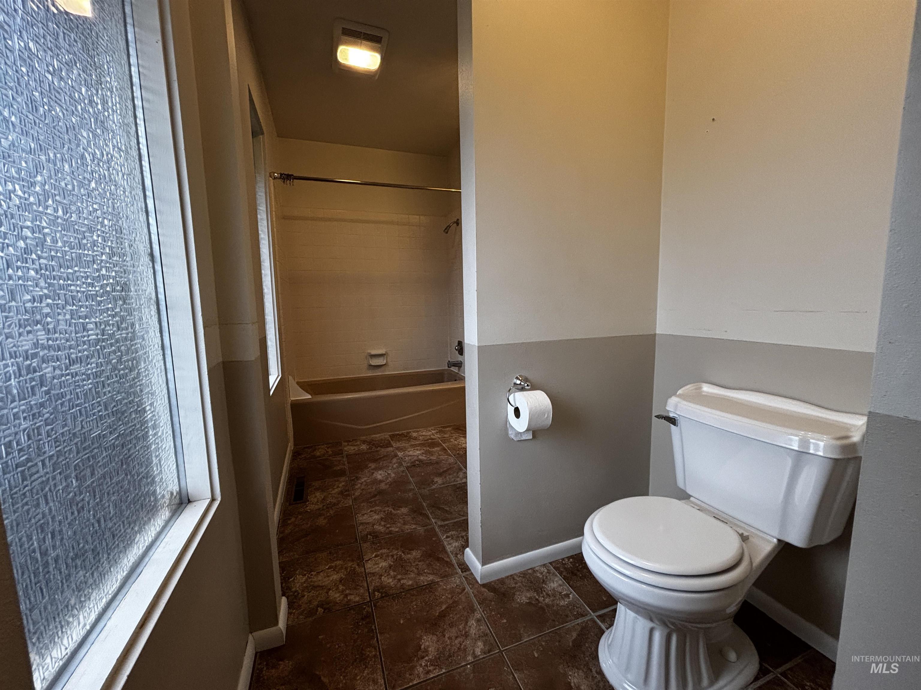 3981 N 3575 E, Kimberly, Idaho 83341, 6 Bedrooms, 4 Bathrooms, Residential For Sale, Price $990,000,MLS 98975866