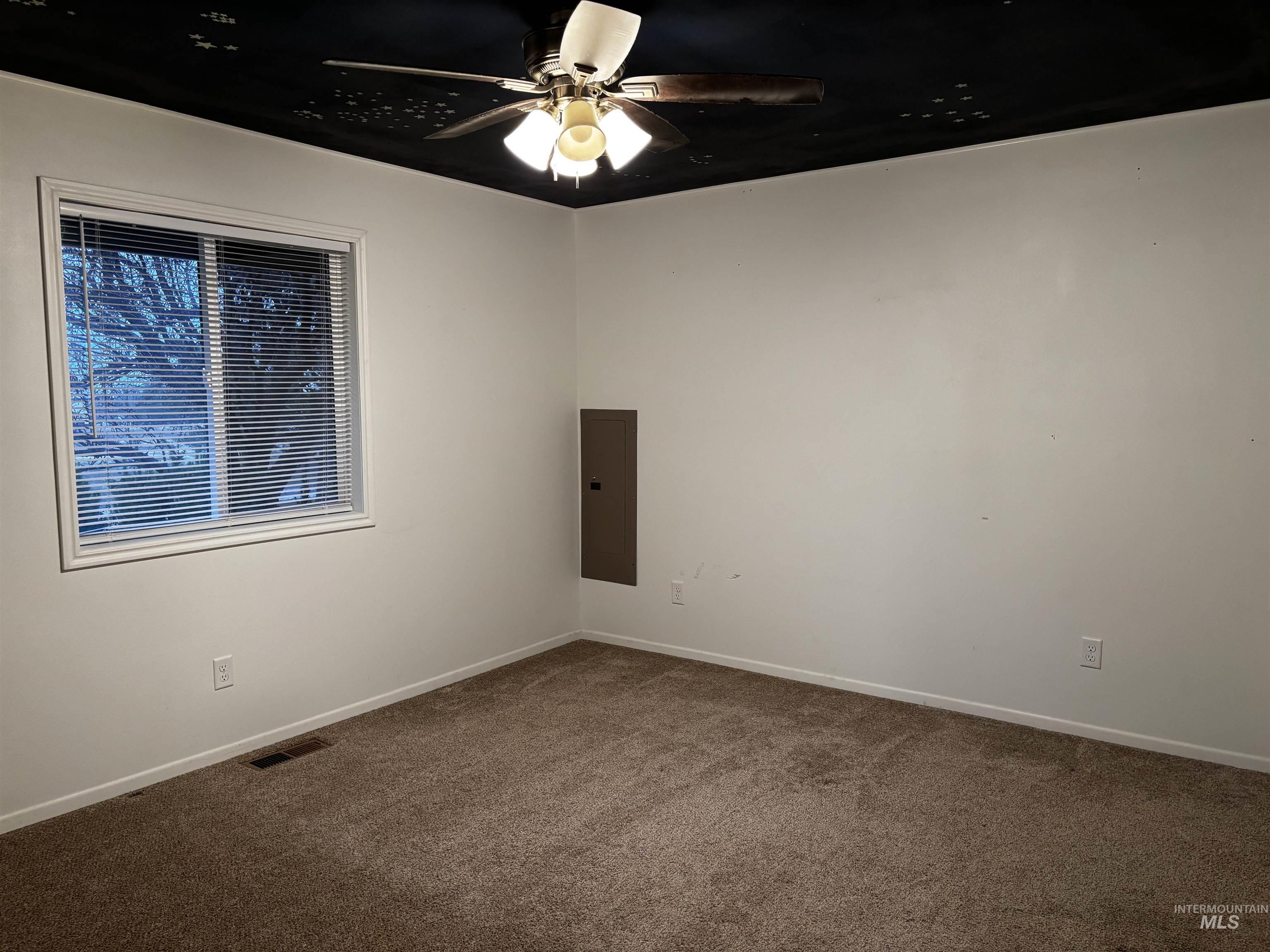 3981 N 3575 E, Kimberly, Idaho 83341, 6 Bedrooms, 4 Bathrooms, Residential For Sale, Price $1,100,000, 98975866