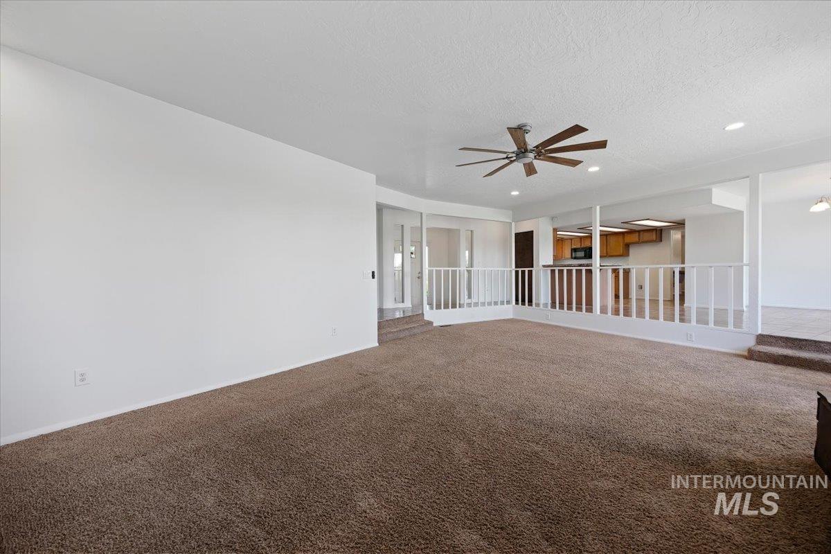 3981 N 3575 E, Kimberly, Idaho 83341, 6 Bedrooms, 4 Bathrooms, Residential For Sale, Price $825,000, 98975866