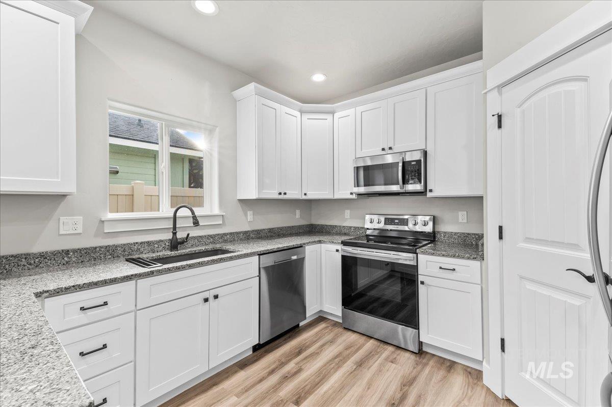 149 Timberwood Dr, Horseshoe Bend, Idaho 83629, 3 Bedrooms, 2.5 Bathrooms, Residential For Sale, Price $365,000, 98975867