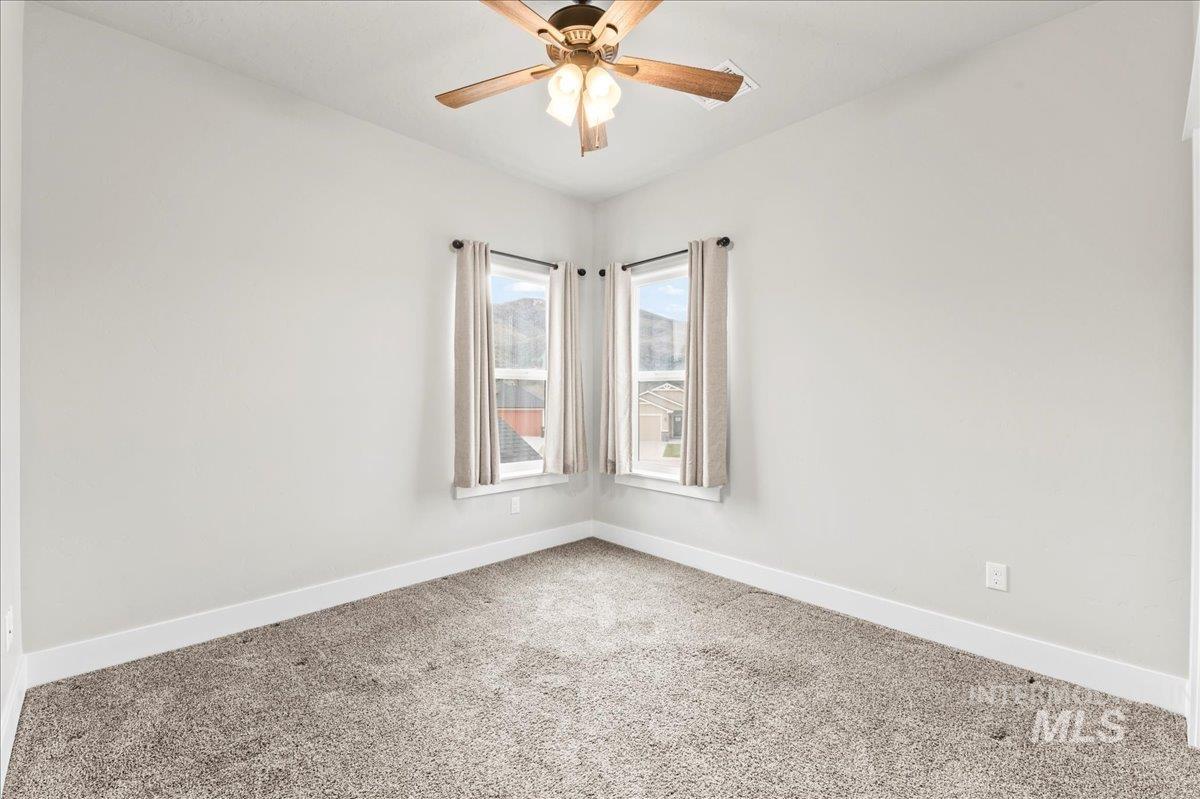 149 Timberwood Dr, Horseshoe Bend, Idaho 83629, 3 Bedrooms, 2.5 Bathrooms, Residential For Sale, Price $365,000, 98975867