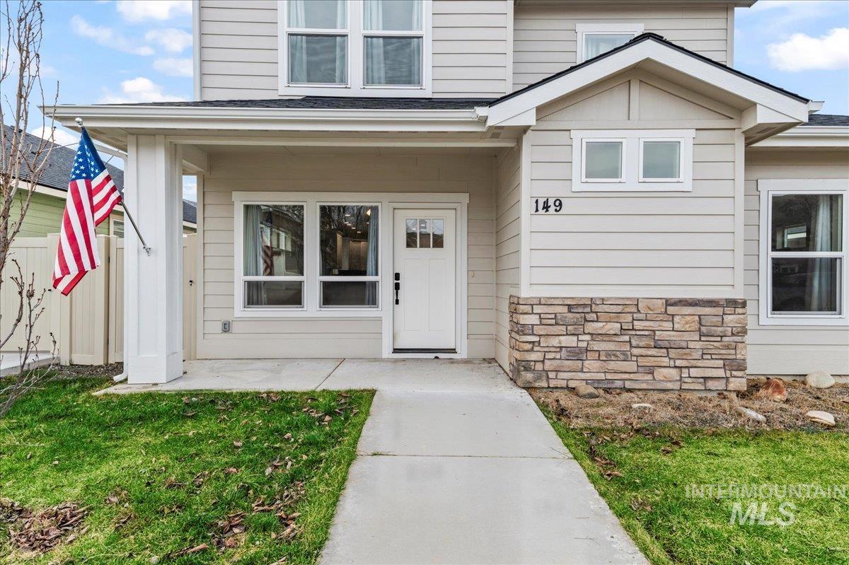149 Timberwood Dr, Horseshoe Bend, Idaho 83629, 3 Bedrooms, 2.5 Bathrooms, Residential For Sale, Price $365,000, 98975867