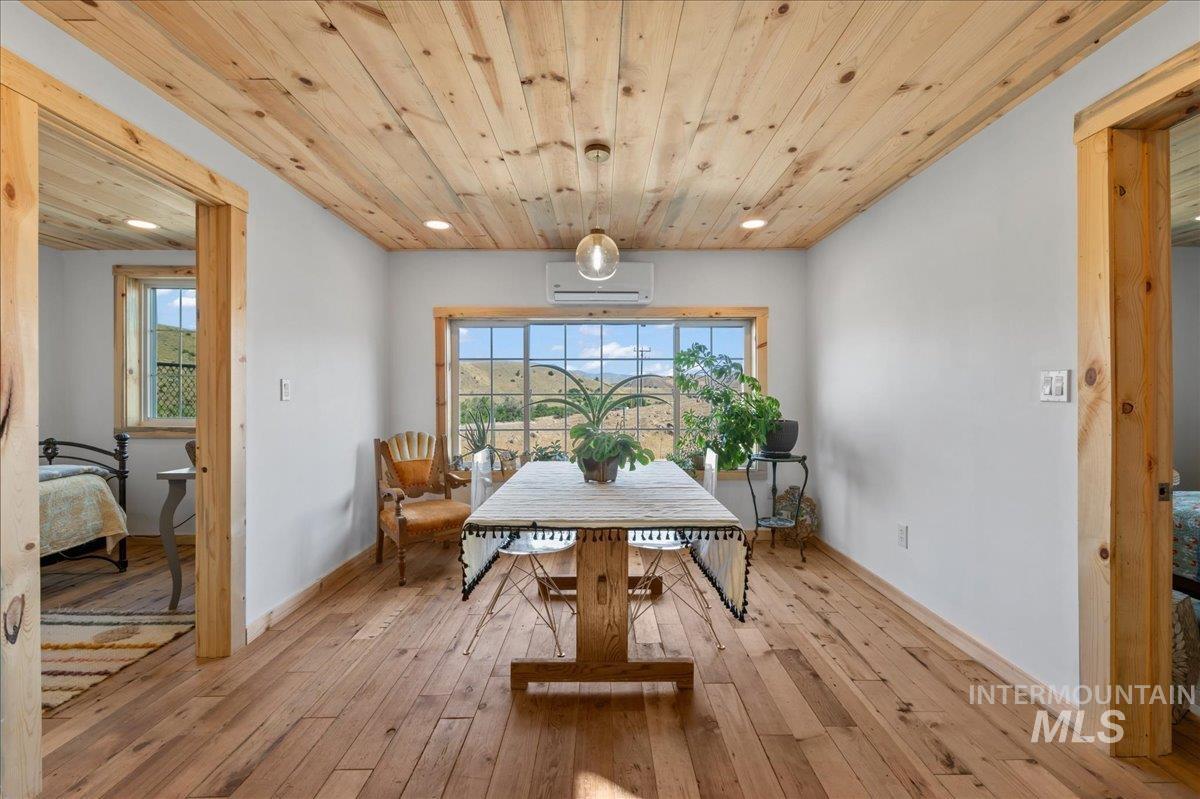 11980 N Highway 52, Horseshoe Bend, Idaho 83629, 6 Bedrooms, 3 Bathrooms, Residential For Sale, Price $749,000, 98975870