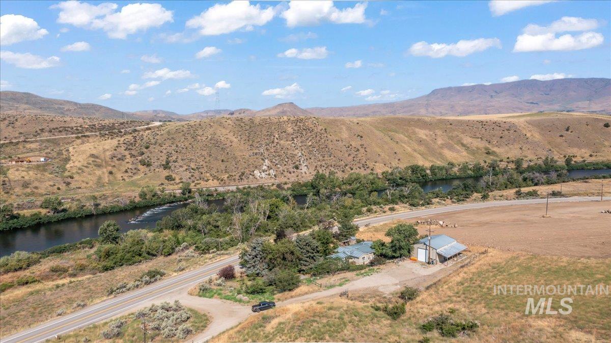 11980 N Highway 52, Horseshoe Bend, Idaho 83629, 6 Bedrooms, 3 Bathrooms, Residential For Sale, Price $749,000, 98975870