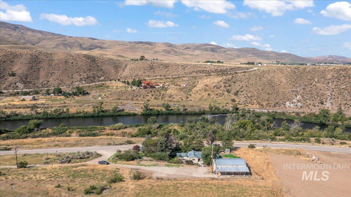 11980 N Highway 52, Horseshoe Bend, Idaho 83629, 6 Bedrooms, 3 Bathrooms, Residential For Sale, Price $749,000, 98975870