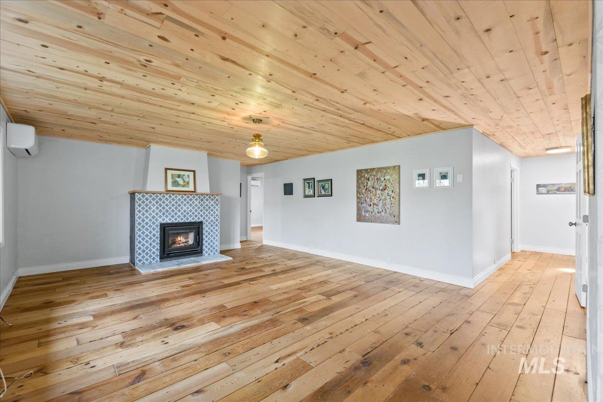 11980 N Highway 52, Horseshoe Bend, Idaho 83629, 6 Bedrooms, 3 Bathrooms, Residential For Sale, Price $749,000, 98975870