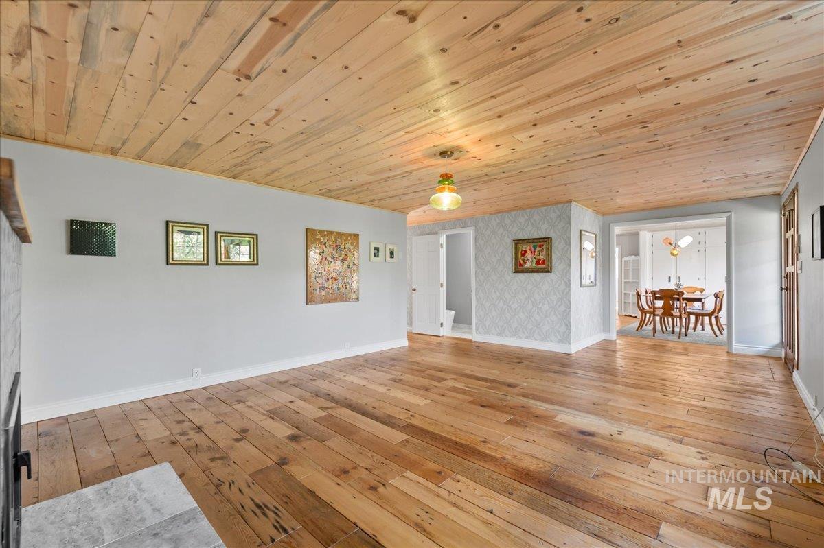 11980 N Highway 52, Horseshoe Bend, Idaho 83629, 6 Bedrooms, 3 Bathrooms, Residential For Sale, Price $749,000, 98975870