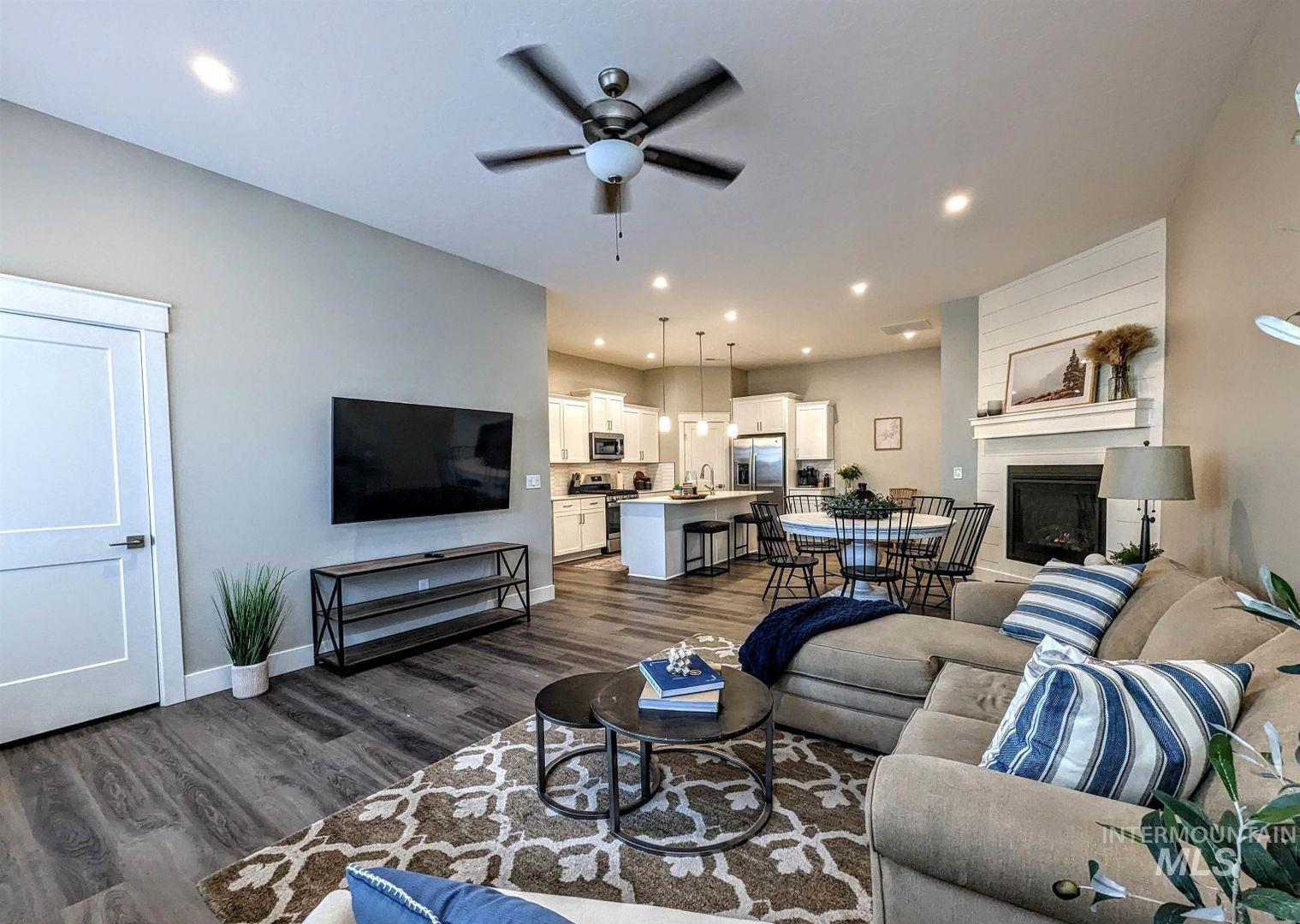 12450 W Nabesna St, Star, Idaho 83669, 3 Bedrooms, 2 Bathrooms, Residential Income For Sale, Price $399,000, 98975872