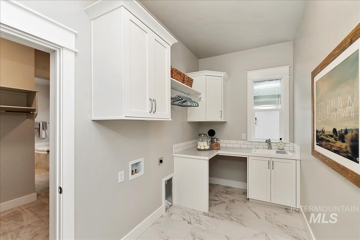 6372 W Carnock Dr, Eagle, Idaho 83616, 3 Bedrooms, 2.5 Bathrooms, Residential For Sale, Price $824,900, 98975875