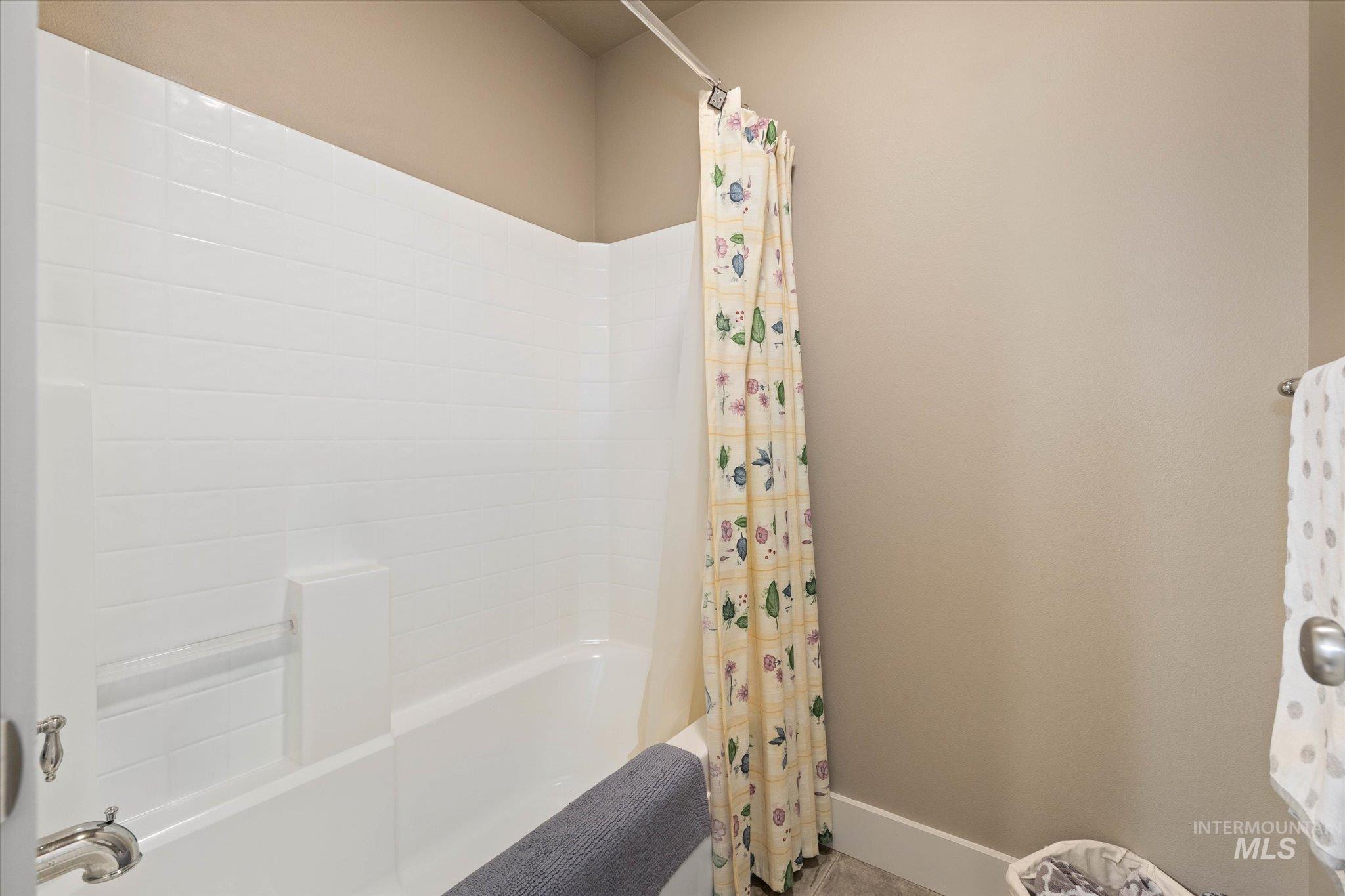 9191 W Avalanche Ct., Boise, Idaho 83709, 4 Bedrooms, 3 Bathrooms, Residential For Sale, Price $669,000, 98975876