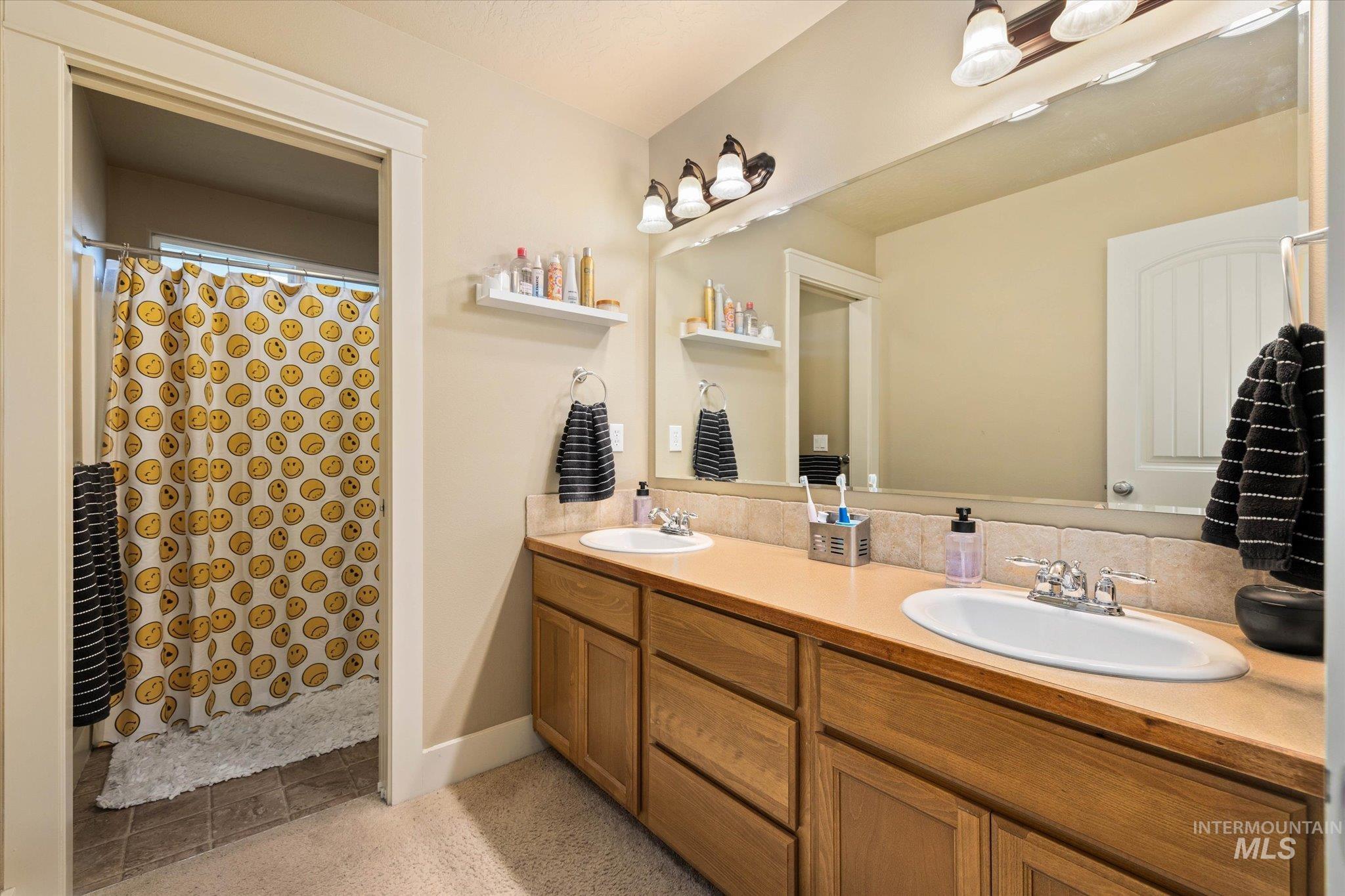 9191 W Avalanche Ct., Boise, Idaho 83709, 4 Bedrooms, 3 Bathrooms, Residential For Sale, Price $669,000, 98975876