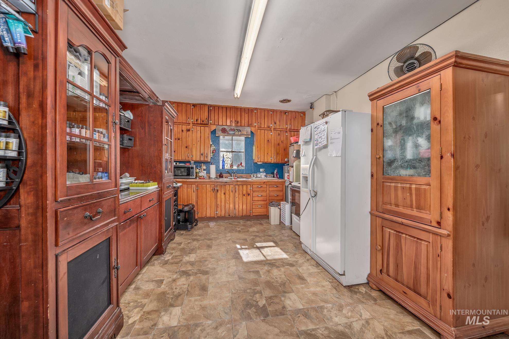 503 1st St, Adrian, Oregon 97901, Business/Commercial For Sale, Price $197,000, 98975877