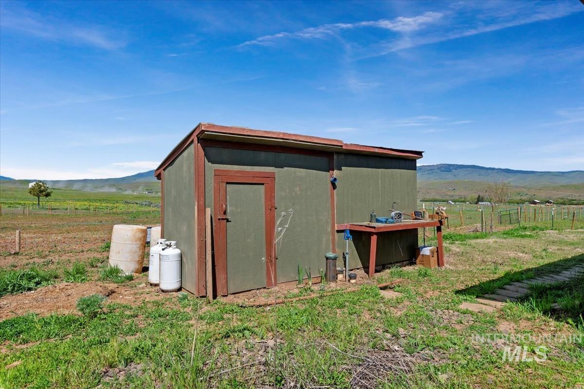 1639 Cuddy View Dr, Council, Idaho 83612, 3 Bedrooms, 2 Bathrooms, Residential For Sale, Price $500,000, 98975878