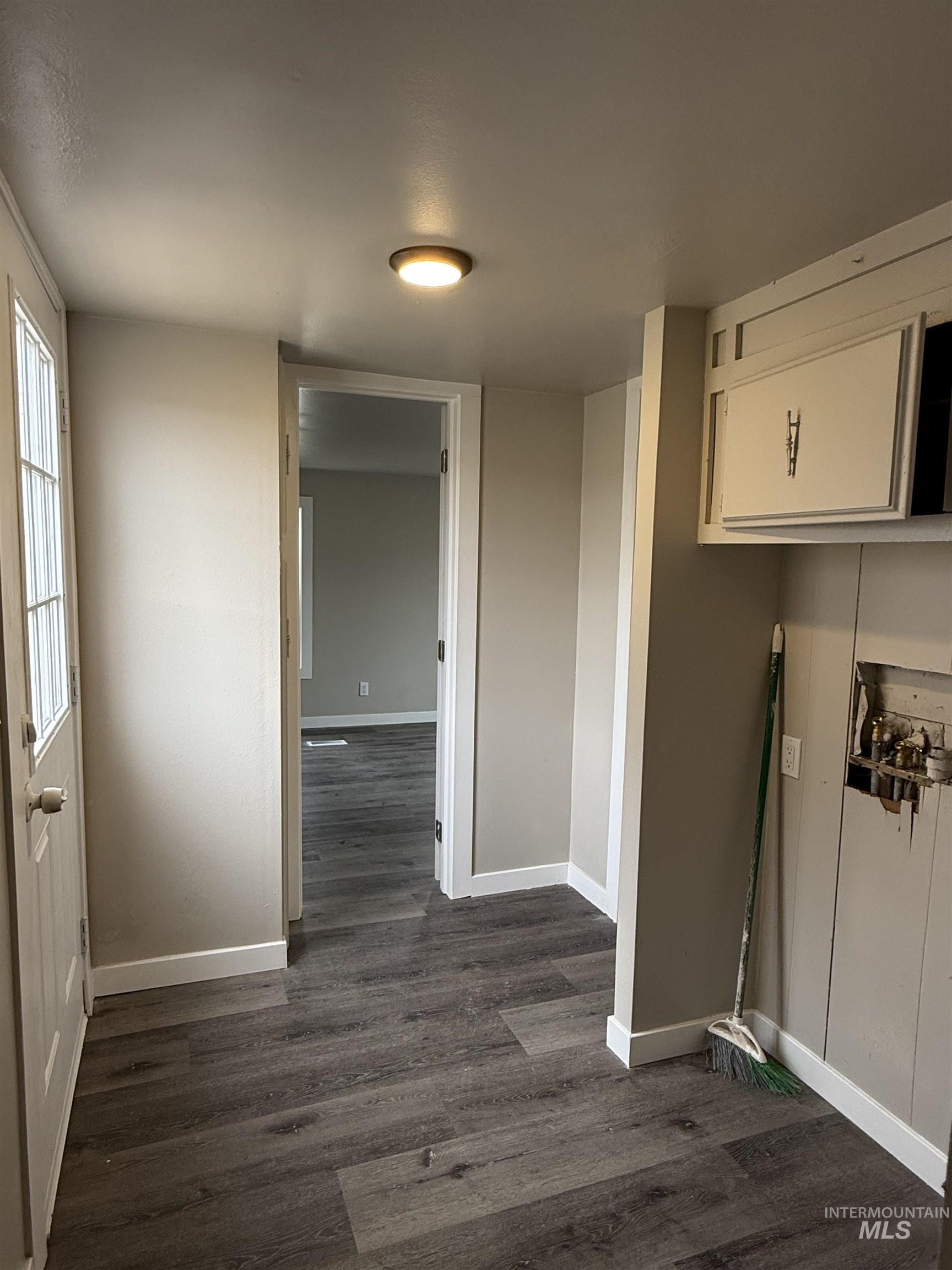 308 W Ave G, Wendell, Idaho 83355, 2 Bedrooms, 1 Bathroom, Residential For Sale, Price $48,900,MLS 98975879